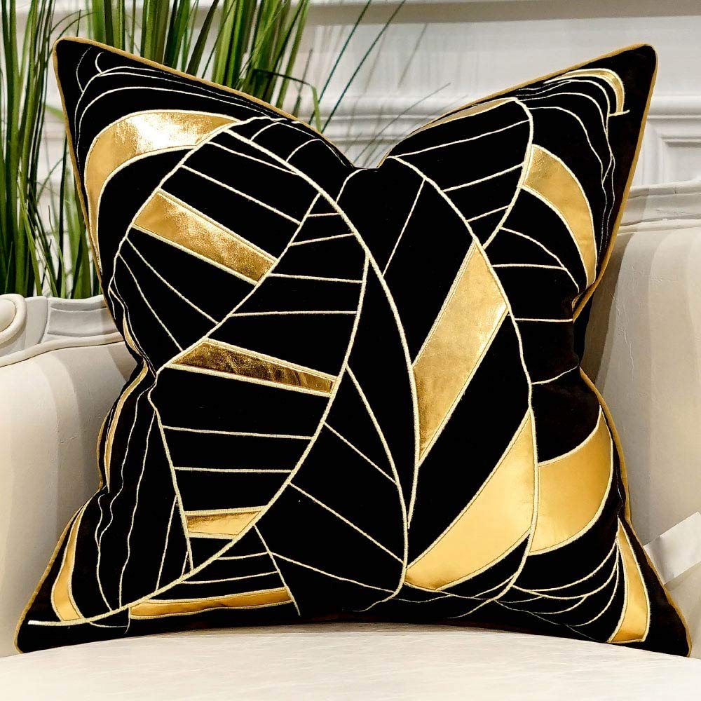 Avigers 20x20 Inch Black Gold Striped Cushion Cover - Luxury European Style Decorative Throw Pillow Case for Sofa, Living Room, Bedroom & Car - Perfect for Home Decor, Gifts and Interior Design Accents