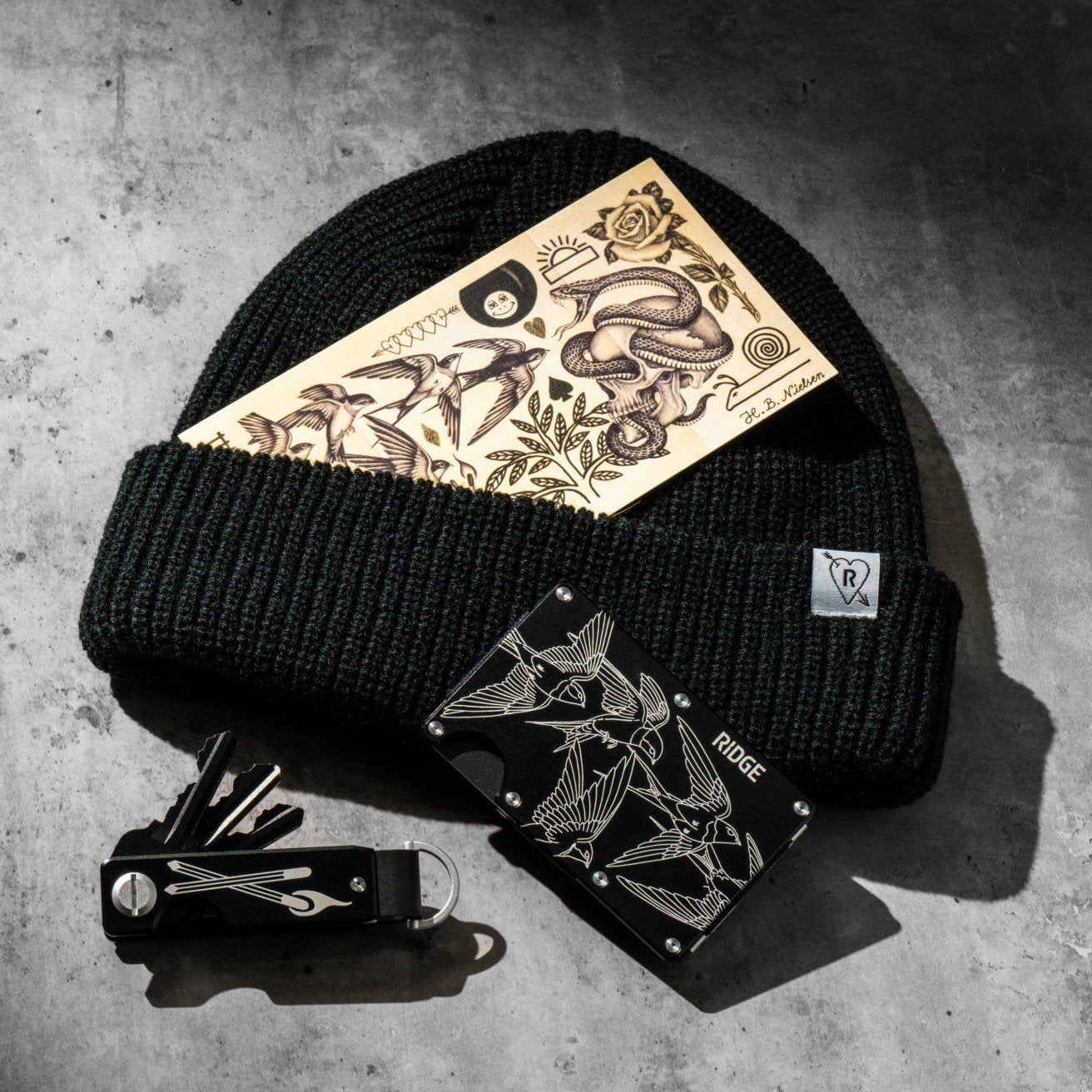 Ridge Classic Cuffed Beanie for Men & Women - Soft Winter Hat with Fleece Lining - Warm Knit Skull Cap for Cold Weather - Perfect for Skiing, Snowboarding & Outdoor Activities