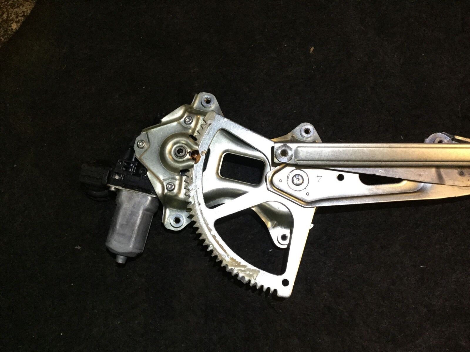 2005-2009 Toyota Prius Right Rear Passenger Side Window Regulator & Motor - OEM Replacement Part - Perfect for Window Repair & Car Maintenance