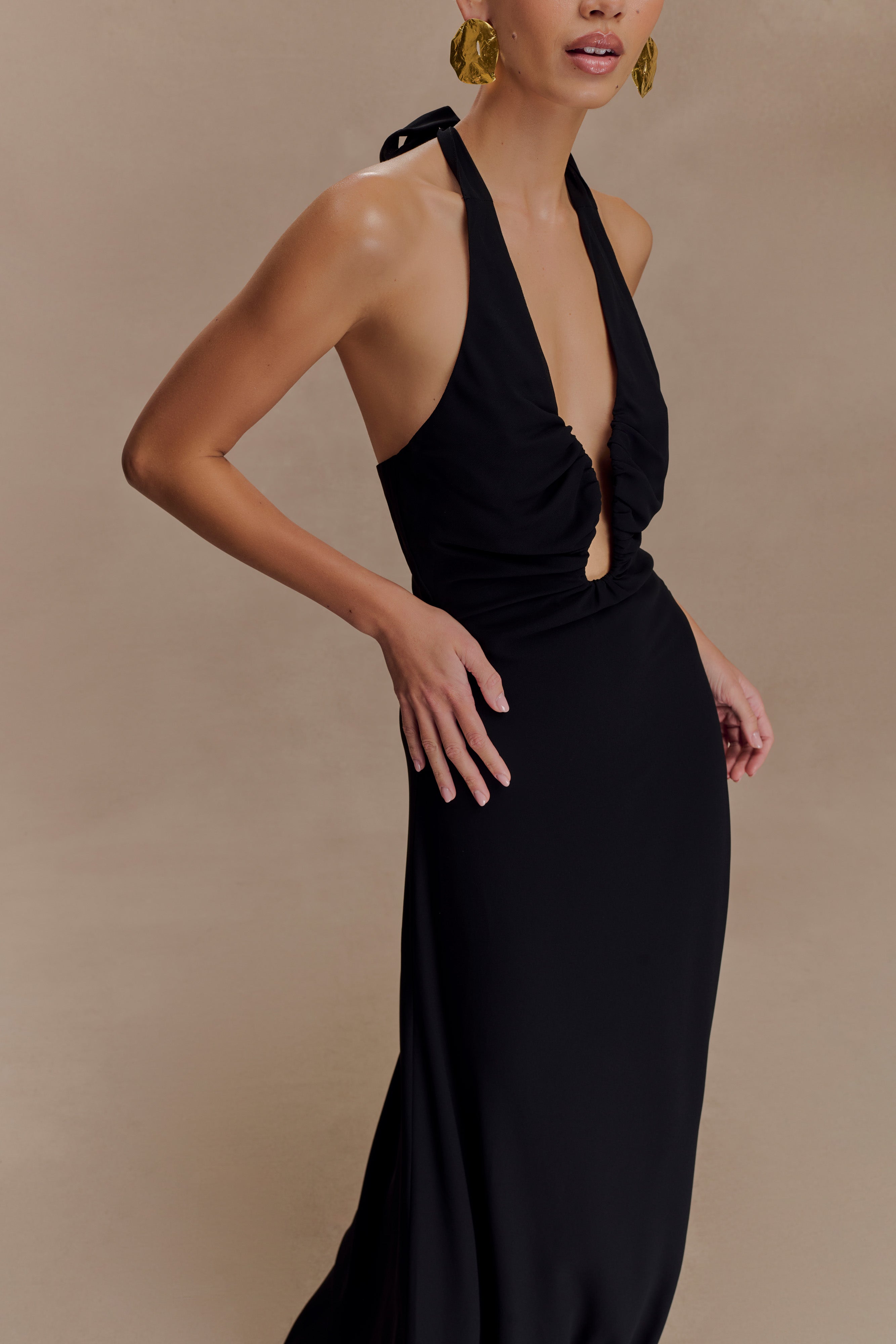 Elegant Malakhai Chiffon Halter Maxi Dress for Women - Black Flowy Summer Evening Gown for Beach Wedding, Party & Vacation