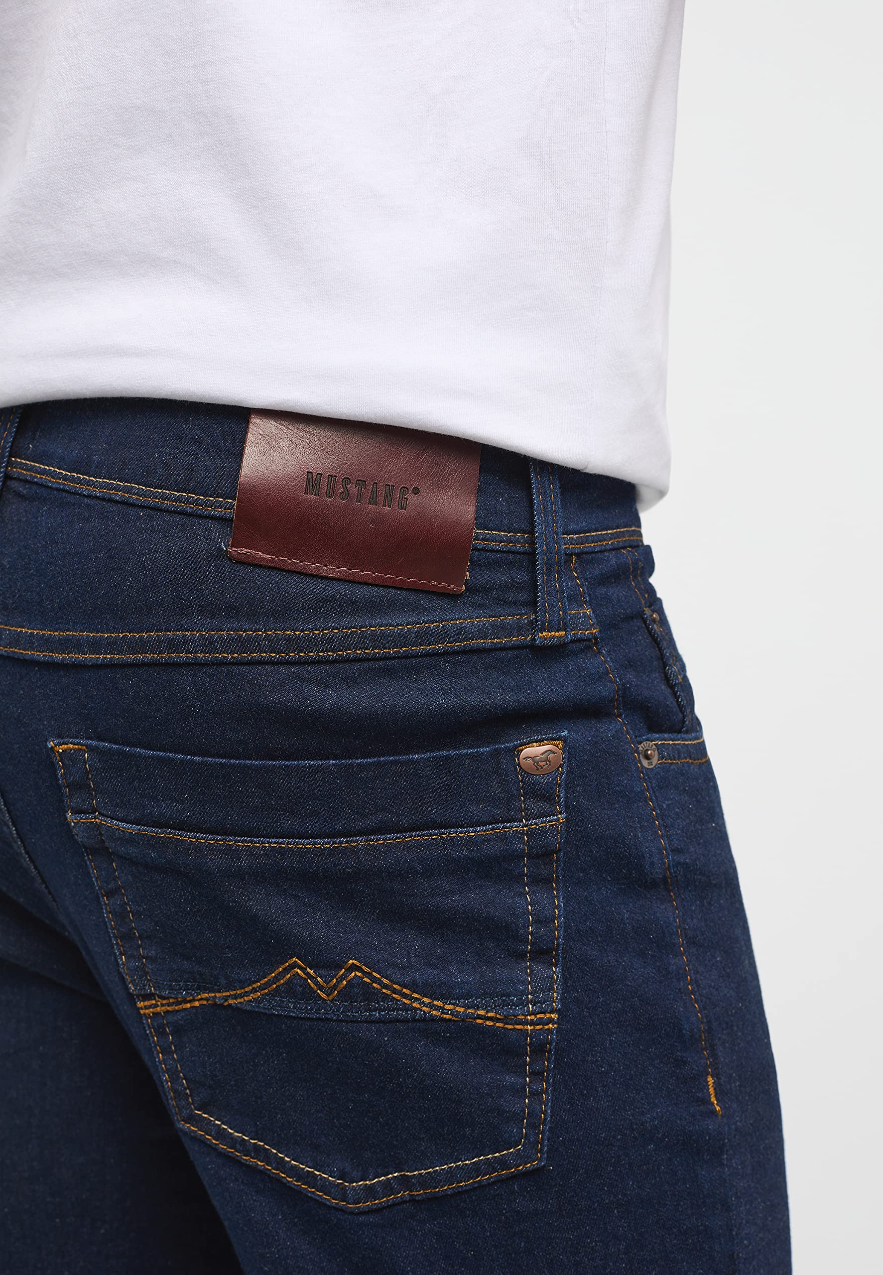 MUSTANG Men's Washington Slim Fit Jeans - Classic Stretch Denim Pants for Casual Wear & Office Style
