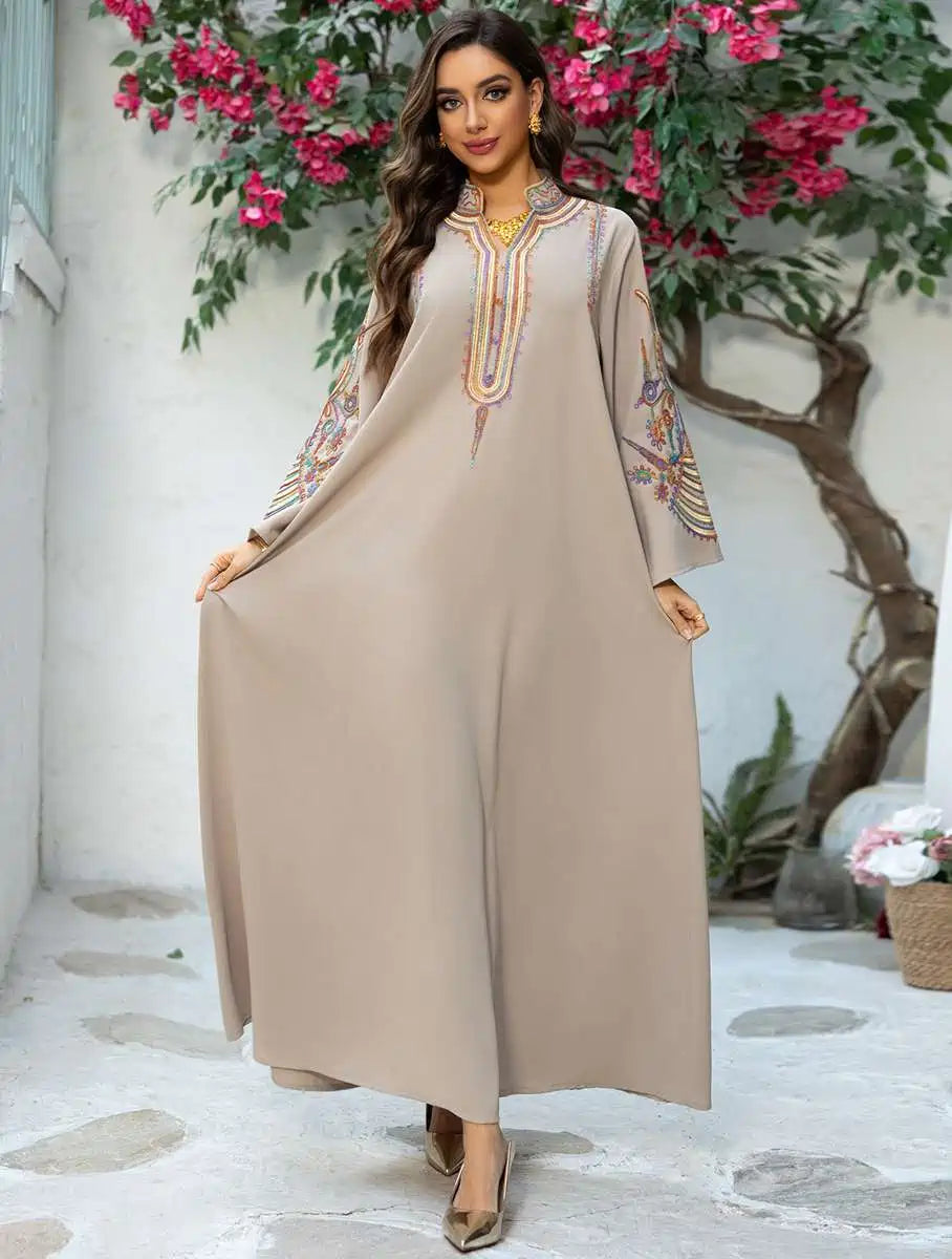 Elegant Eid Rope Embroidery Kaftan Dress for Women - Flowy Muslim Caftan with Intricate Design - Perfect for Eid Celebrations, Weddings & Special Occasions