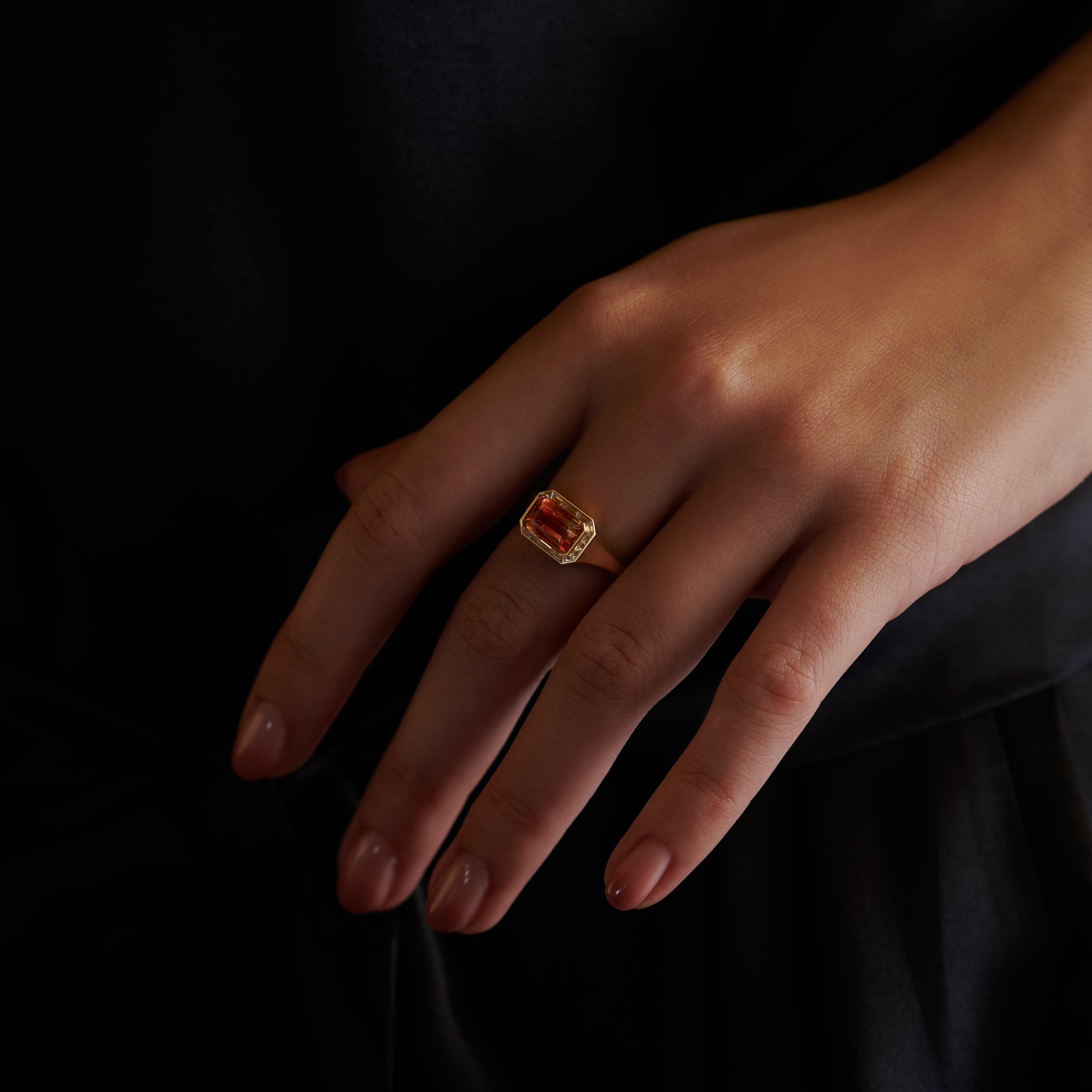 Exquisite OOAK Orange Parti Sapphire & Trapeze Diamond Ring | Handcrafted Unique Jewelry | Perfect for Engagement, Anniversary & Special Occasion Gifts