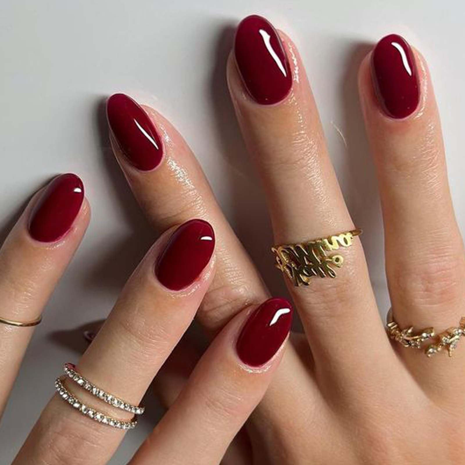 GLAMERMAID Short Oval Press on Nails - 24Pcs Burgundy Jelly Gel Fake Nails with Glossy UV Finish | Reusable Acrylic False Nails for Women | Perfect for Spring Summer Gothic Manicure & Special Occasions