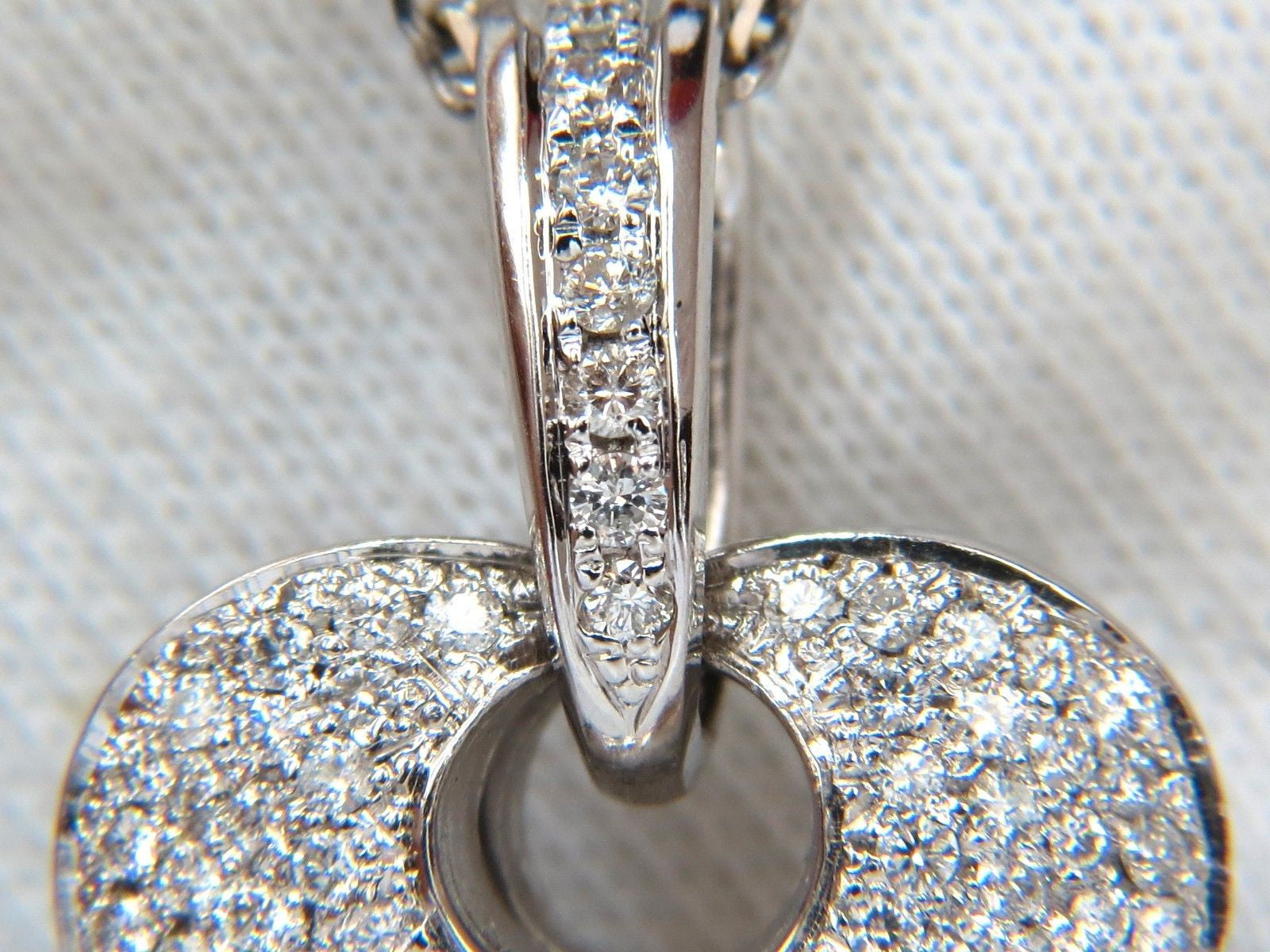 1.85CT Natural Diamonds Modified Heart Dangle Pendant Bead Set in 18KT Gold (VS Clarity) - Elegant Jewelry for Weddings, Anniversaries & Special Occasions
