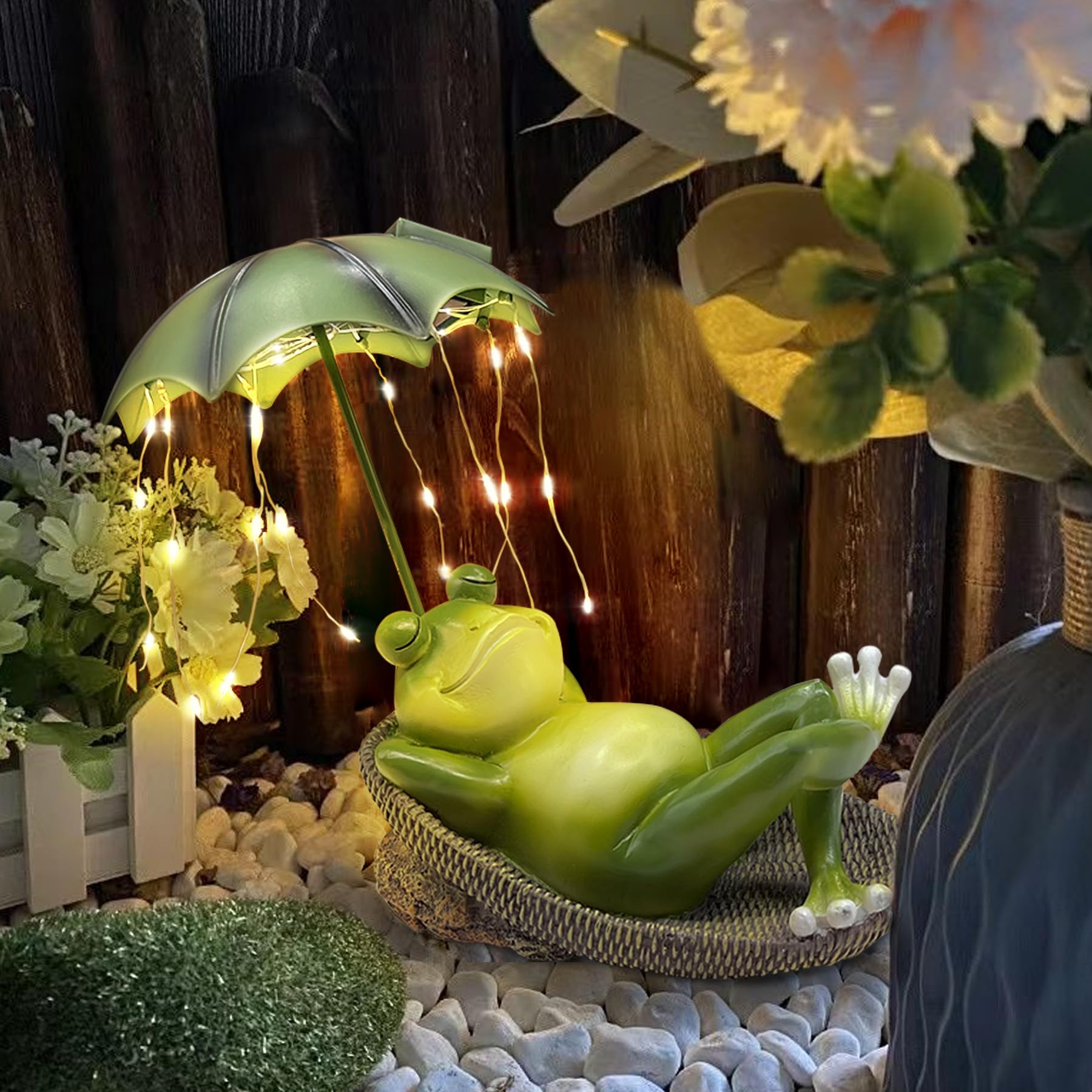 Solar Frog Garden Statue - LED Waterproof Outdoor Decor, Cute Resin Animal Sculpture with Umbrella for Pond, Yard, Lawn & Patio - Perfect Gardening Gift for Women & Home Decoration (Ideal for Garden Parties, Backyard Lighting & Water Feature Accents)