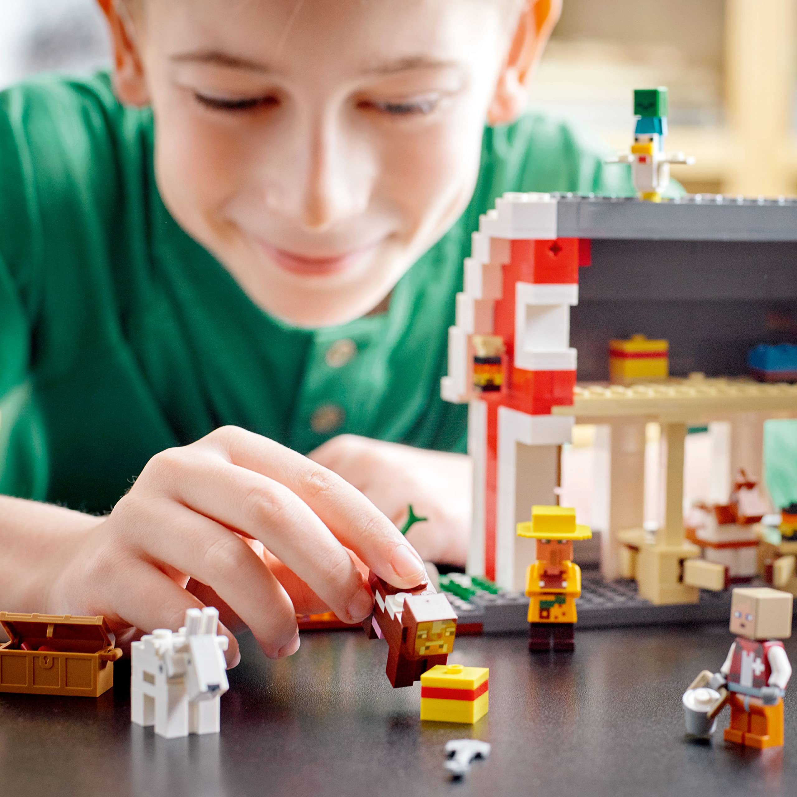LEGO Minecraft The Red Barn 21187 Building Blocks Set - 799 Pieces Creative Construction Toy for Kids Ages 9+ | Perfect for Minecraft Fans, Birthday Gifts & STEM Learning Activities