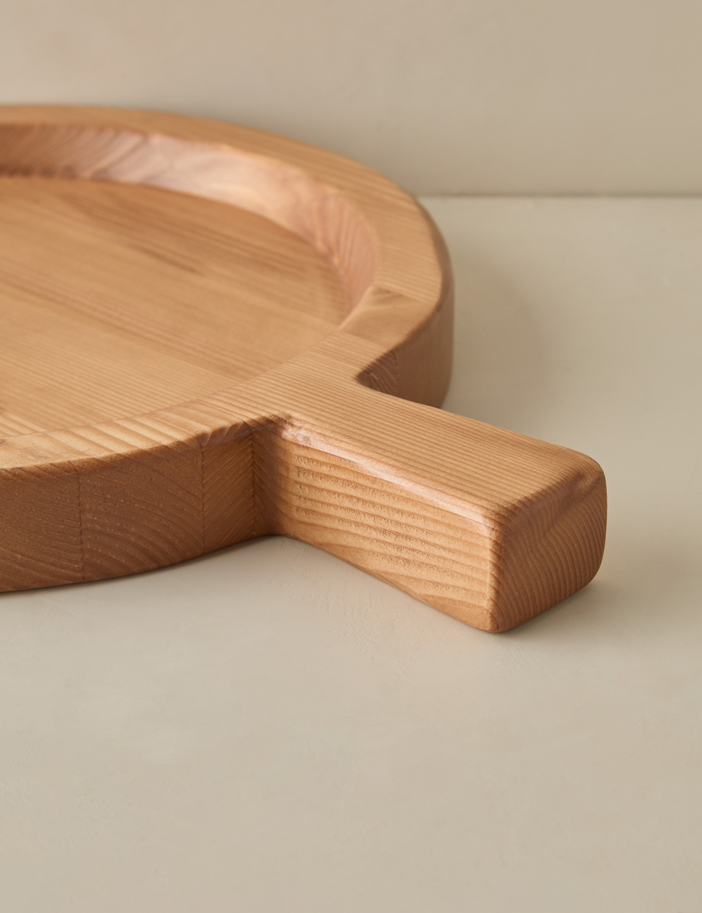 Elegant Classic Wooden Serving Tray - Perfect for Breakfast in Bed, Coffee Table Decor & Entertaining Guests - etúHOME