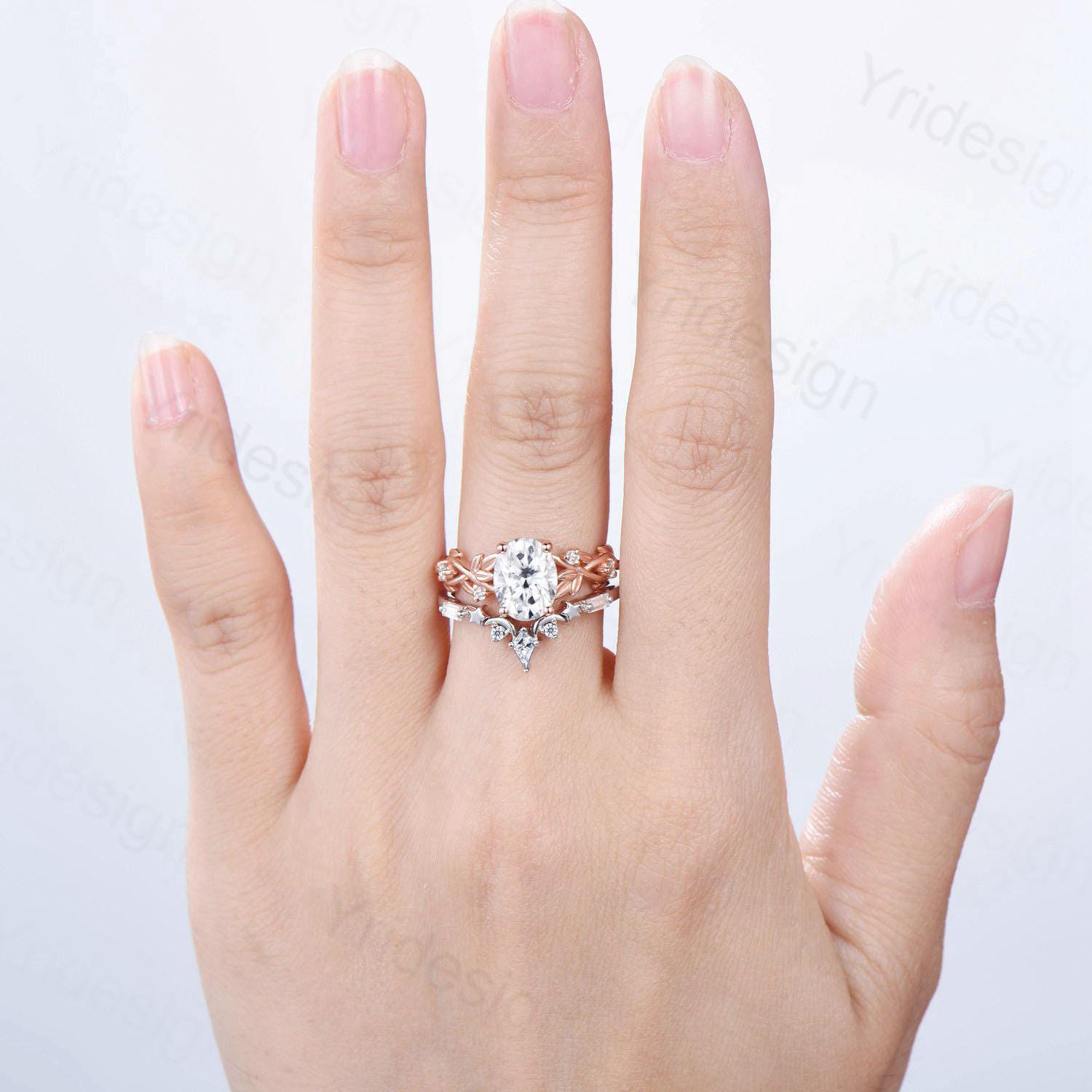 1.5CT Oval Moissanite Engagement Ring Set - Nature Inspired Wedding Band with Moon & Star Design, Stackable Matching Anniversary Gift for Her | Perfect for Proposals, Weddings & Romantic Occasions