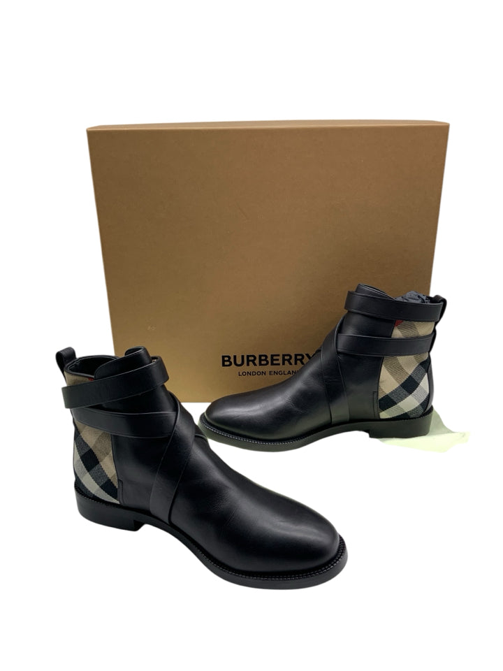 Burberry Housecheck Ankle Booties for Women - Size 38.5 (US 8.5) | Luxury Fashion Boots for Office, Parties & Everyday Wear