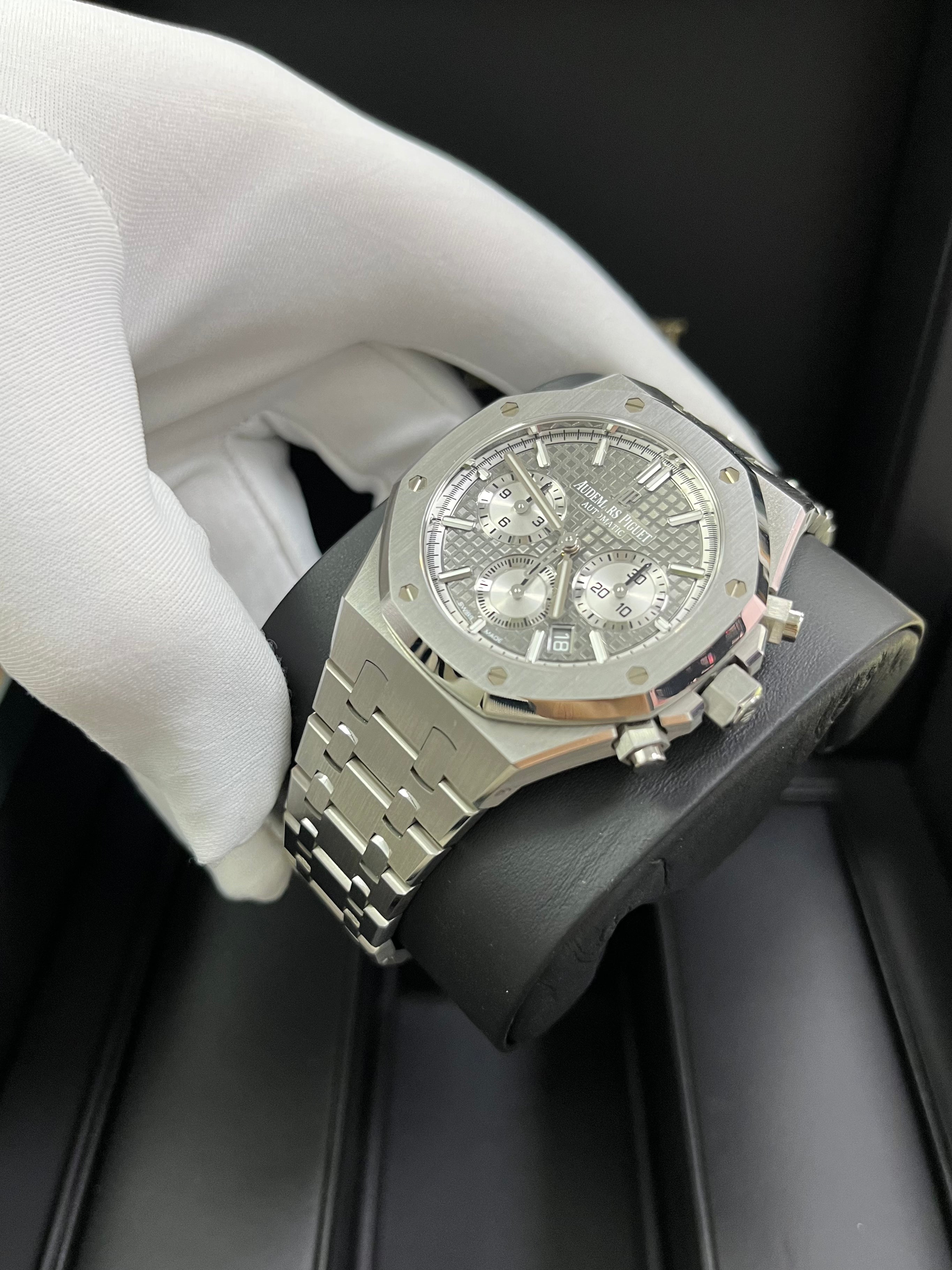 Audemars Piguet Royal Oak Selfwinding Stainless Steel Watch - Grey Dial with Silver Sub Dials (Ref# 26315ST.OO.1256ST.02) | Luxury Automatic Watch for Men, Business Meetings & Special Occasions