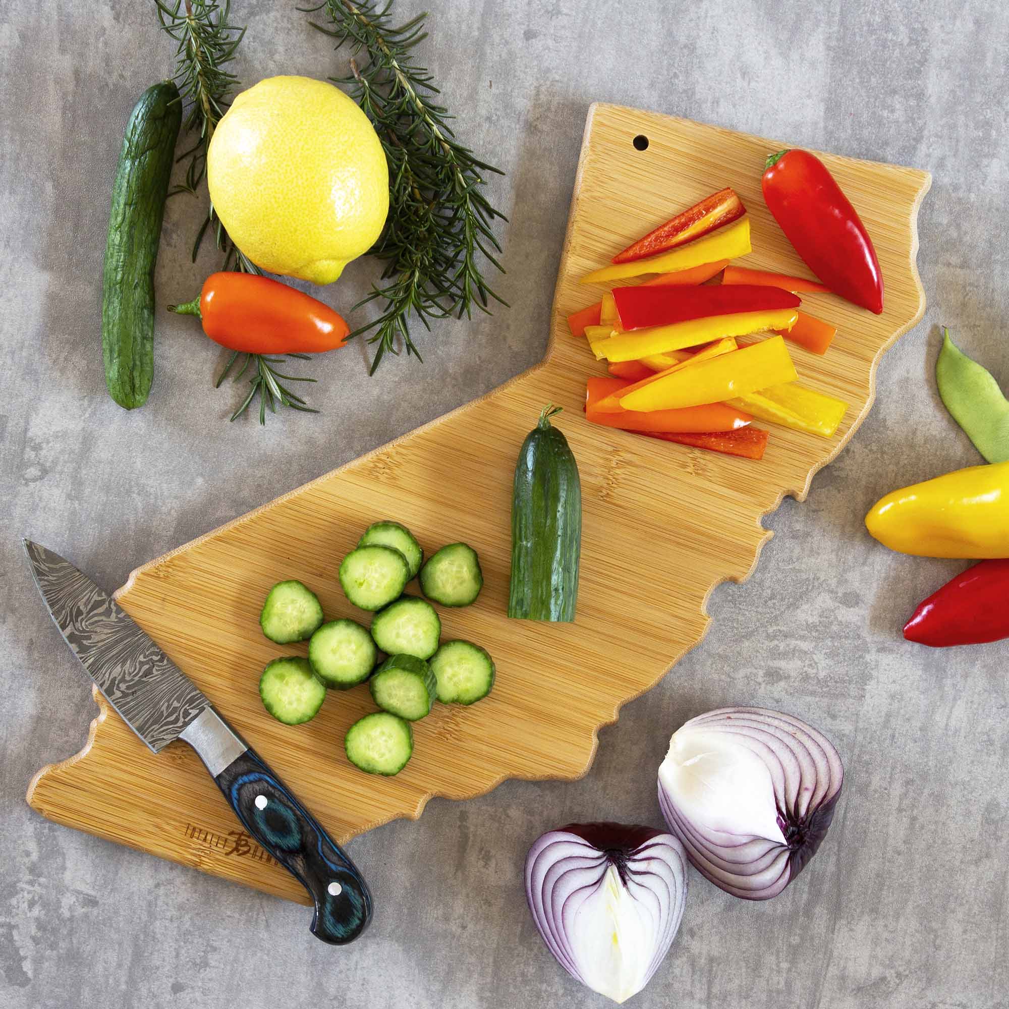Premium California Wood Cutting Board with Fish Kiss™ Artwork - Durable Kitchen Chopping Board for Meat, Vegetables & Fruits - Perfect for Home Cooking & Gift Giving