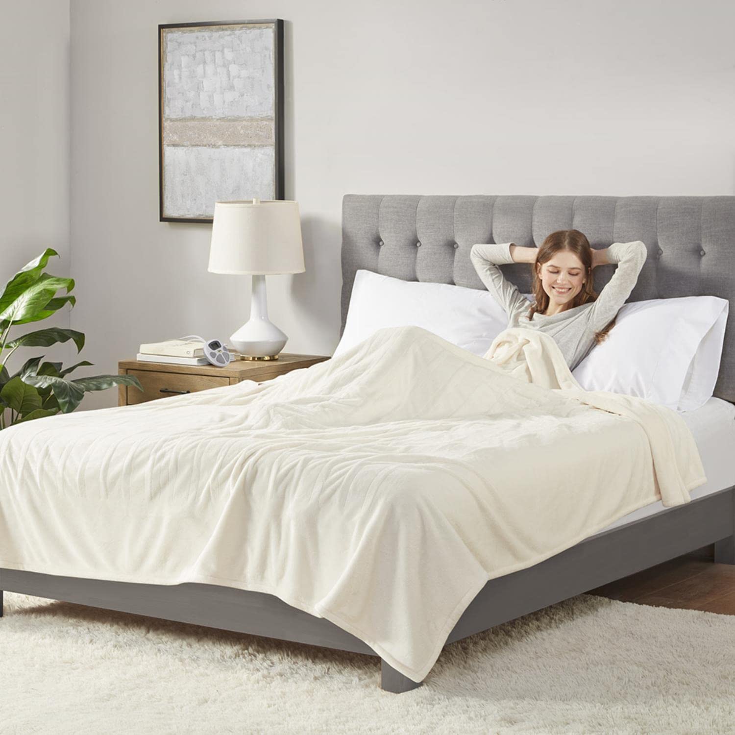 Serta ST54-0088 Microlight Heated Blanket - Ultra Soft Polyester & Cotton Blend Electric Warming Throw for Winter, Bed, Couch & Office Use