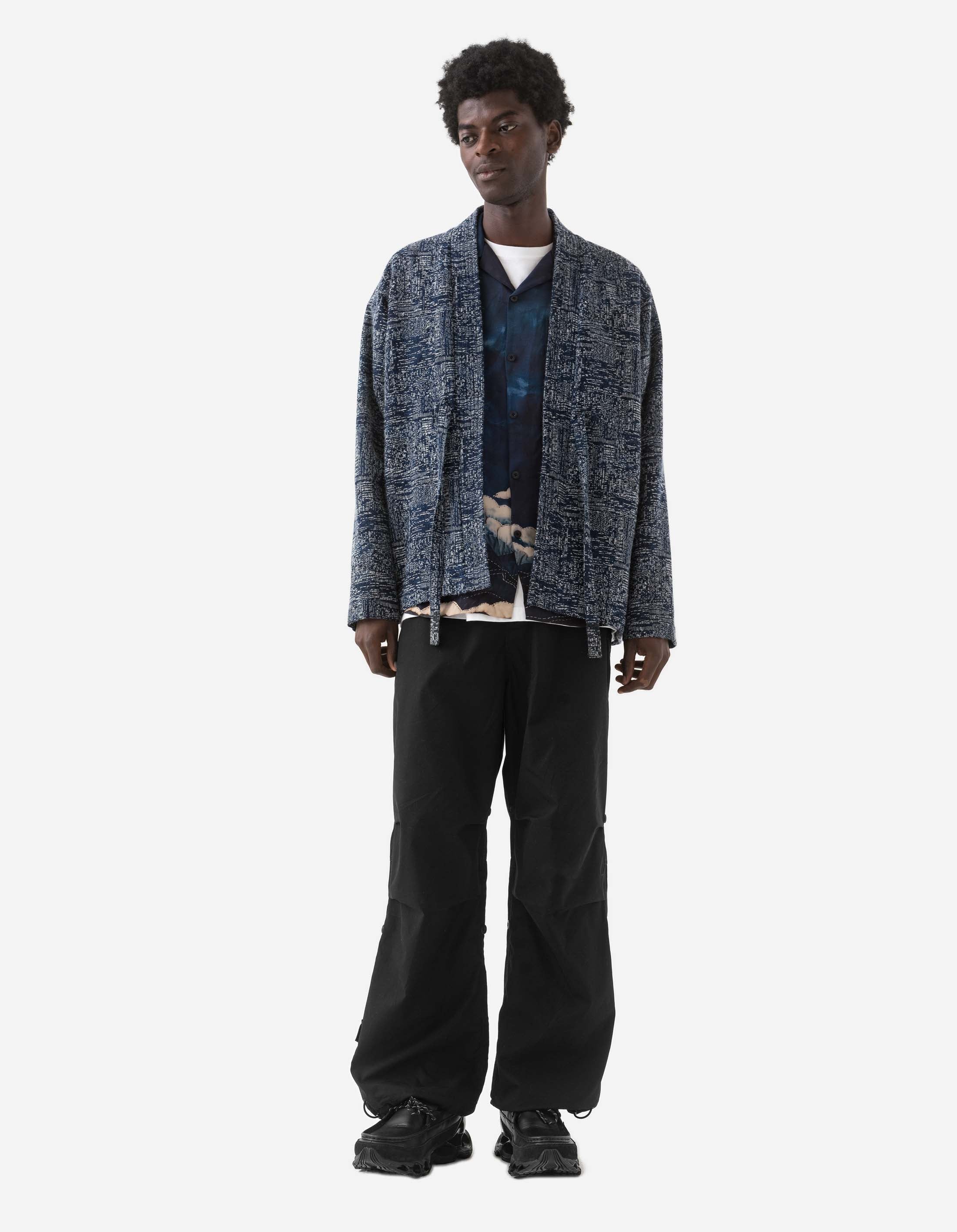 6242 Sashiko Kimono Overshirt Indigo - Japanese Traditional Denim Jacket for Men & Women - Perfect for Casual Wear, Street Style & Layering Outfits