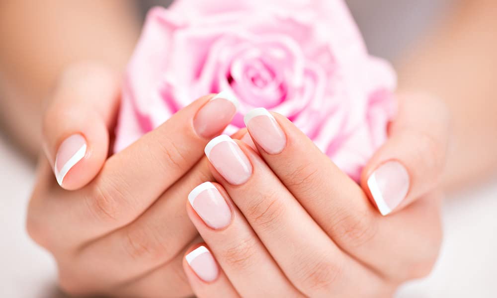 Delia Cosmetics Nail Strengthening Treatment - Total Reconstruction for Damaged & Brittle Nails - Calcium & Vitamin Enriched Formula Whitens & Nourishes - 11ml - Perfect for Salon Use & At-Home Nail Care