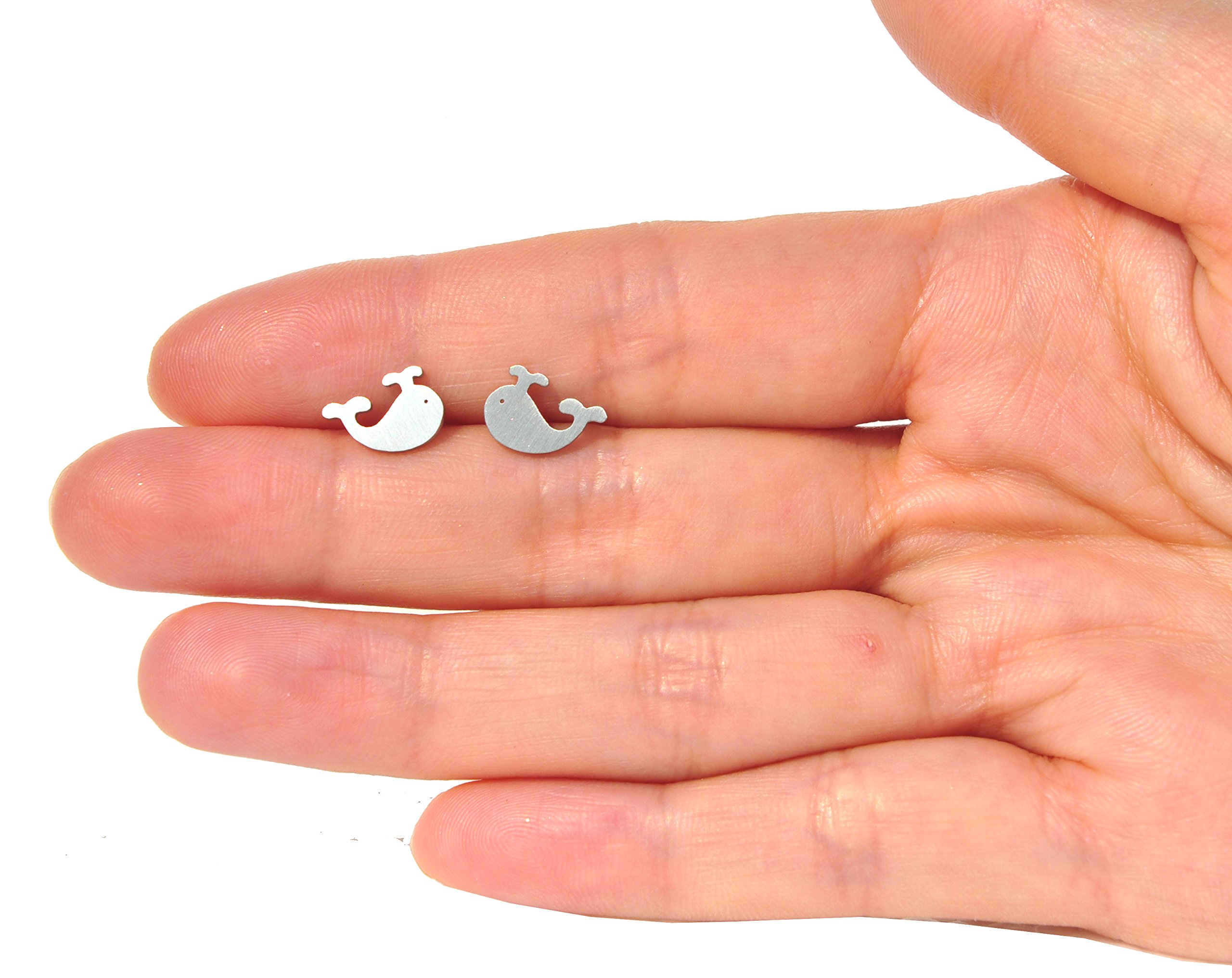 HUAN XUN Best Friend Necklaces & Earrings Set - Stylish Jewelry for Girls, Perfect for Birthdays, Anniversaries, and Everyday Wear