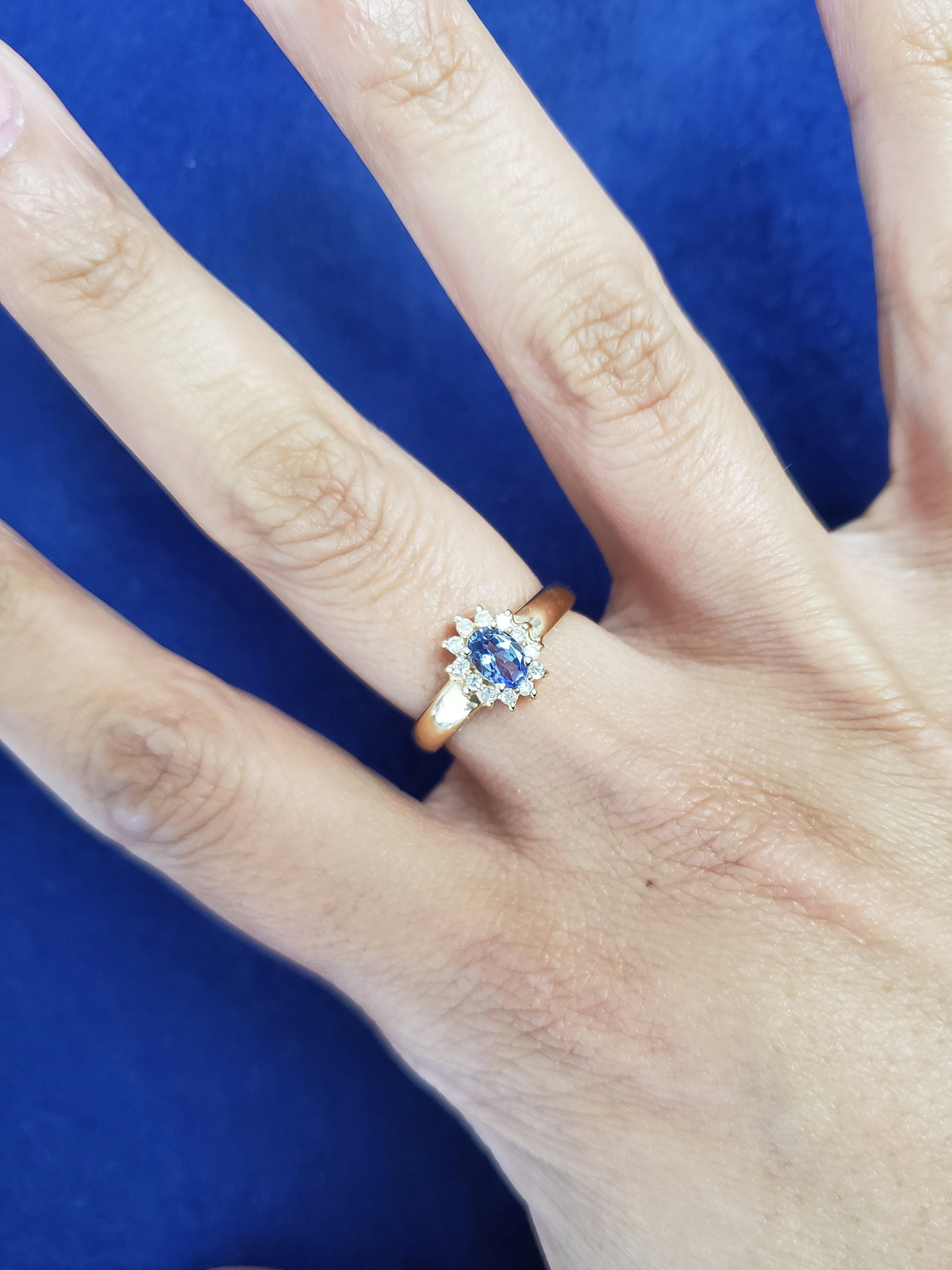 14K Yellow Gold Tanzanite Diamond Halo Ring 0.61cttw - Elegant Engagement, Wedding & Anniversary Jewelry Gift for Women