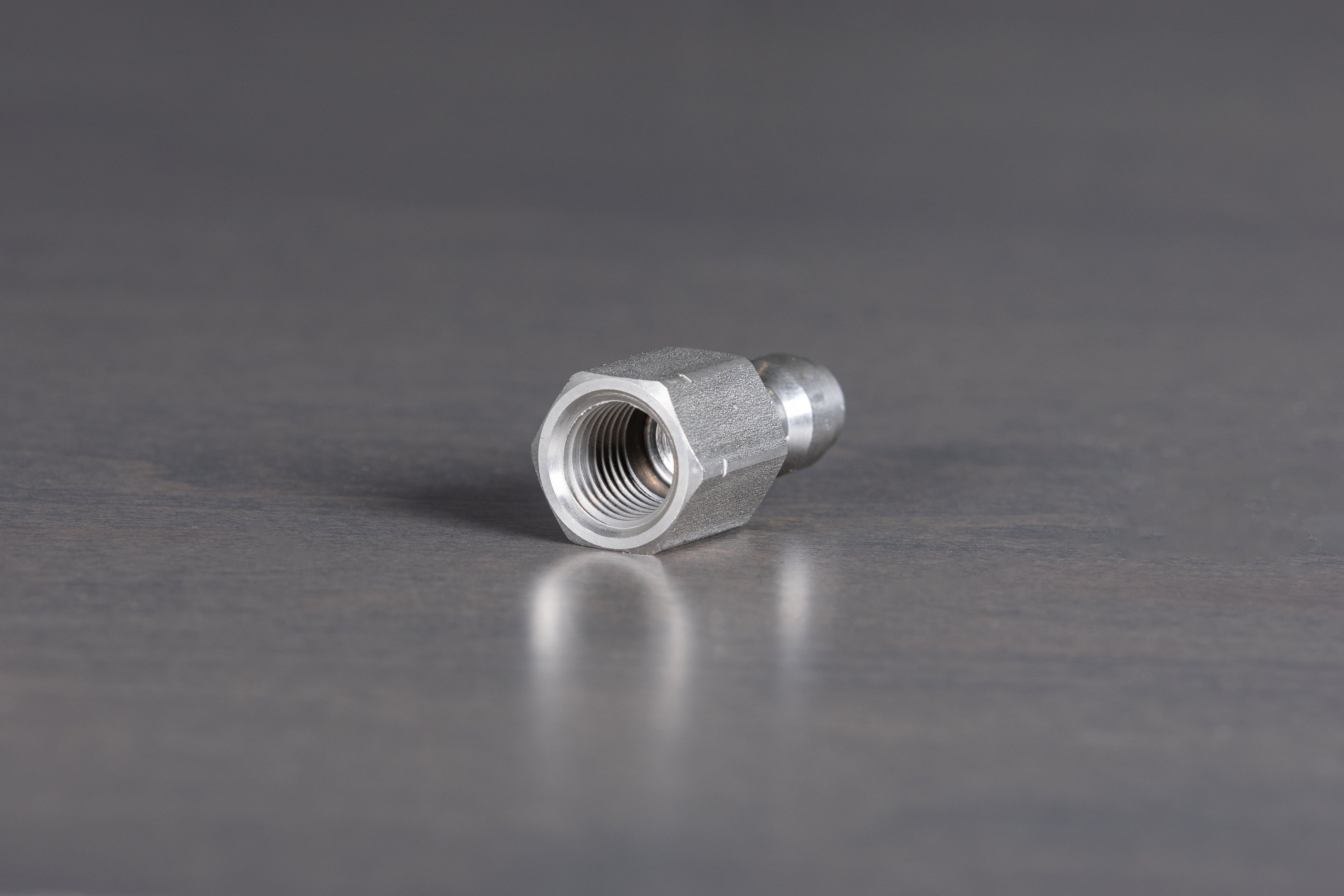 Mosmatic T304 Stainless Steel 1/4 Inch Female Quick Disconnect Plug - Perfect for Pressure Washers, Car Wash Systems & Industrial Applications