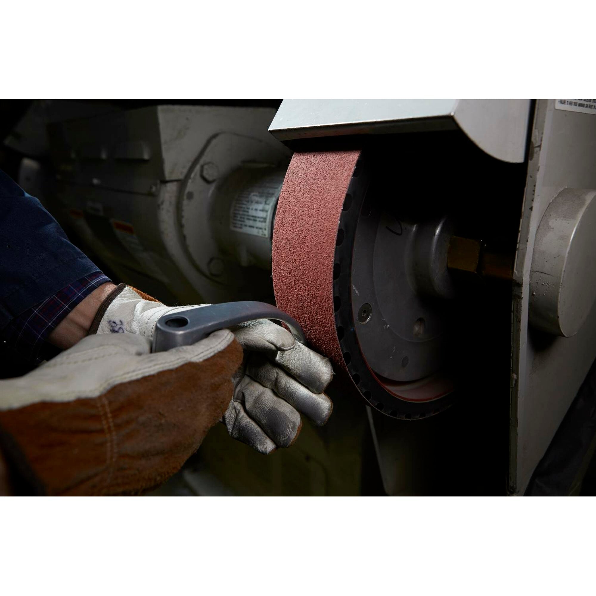 3M 384F Cloth Belt - 8