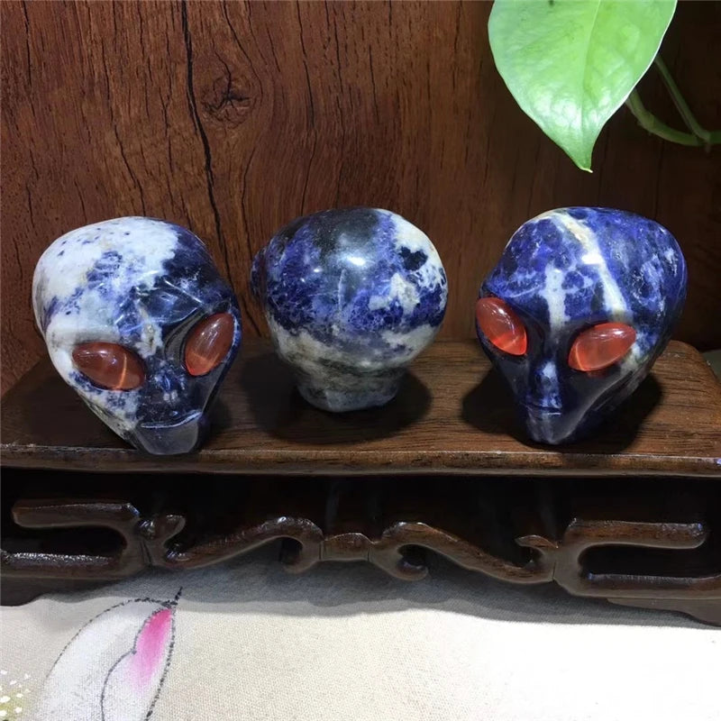 Natural Blue Sodalite Alien Skull Statue - Hand Carved Healing Crystal Gemstone for Spiritual Decor, Meditation & Feng Shui | Unique Home Office Decoration, Gift for Collectors