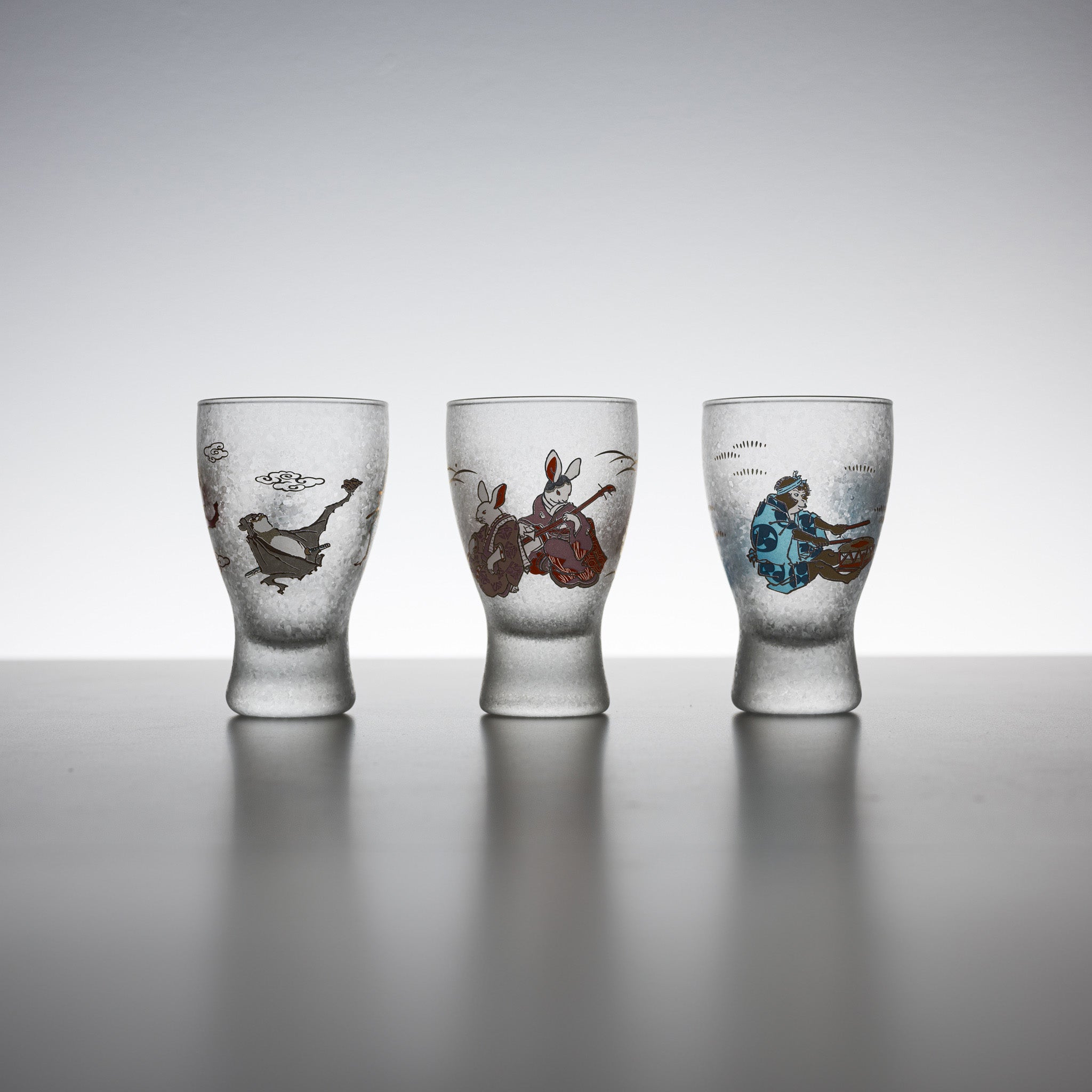 Premium Japanese Lucky Animals Sake Cup Set - Rabbit Design with Traditional Wooden Masu Box | Perfect for Sake Tasting, Japanese Tea Ceremonies & Asian-Themed Parties