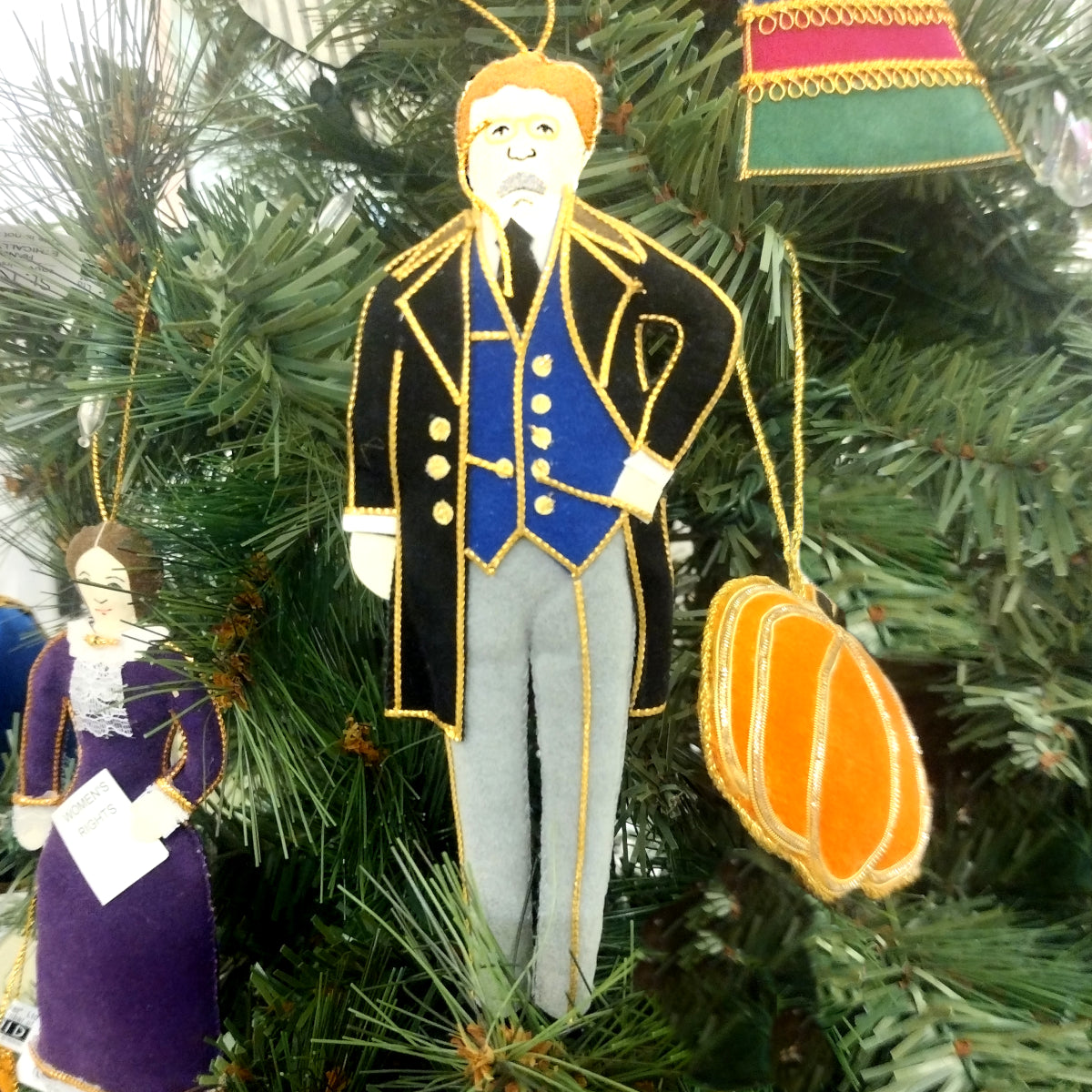Theodore Roosevelt Christmas Ornament - Handcrafted Collectible for Tree Decor, Gifts & Holiday Celebrations - Perfect for History Lovers & Presidential Memorabilia Fans