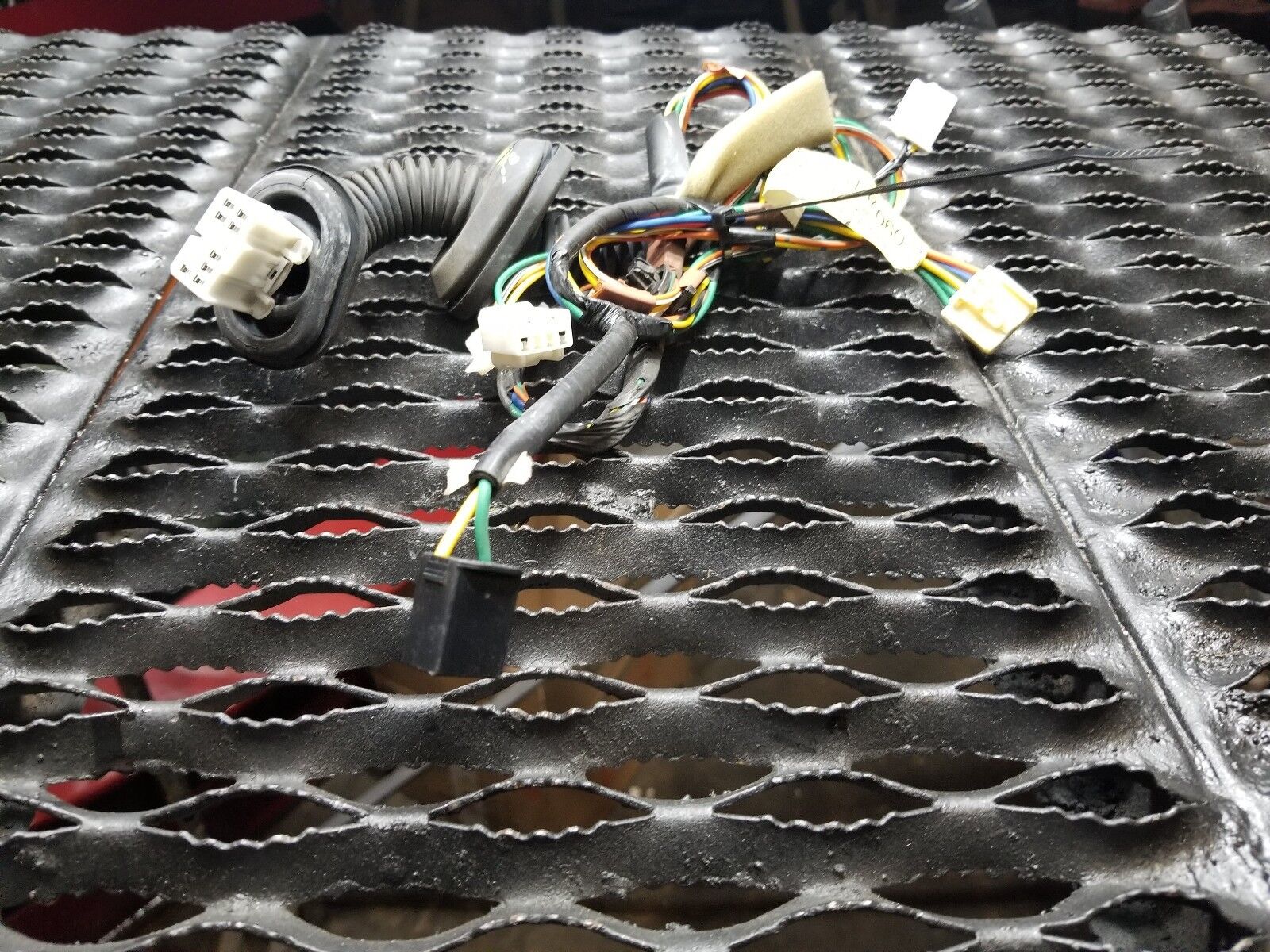 2004-2009 Toyota Prius Right Rear Passenger Side Door Wire Harness OEM Replacement - Perfect for Electrical Repairs & DIY Car Maintenance