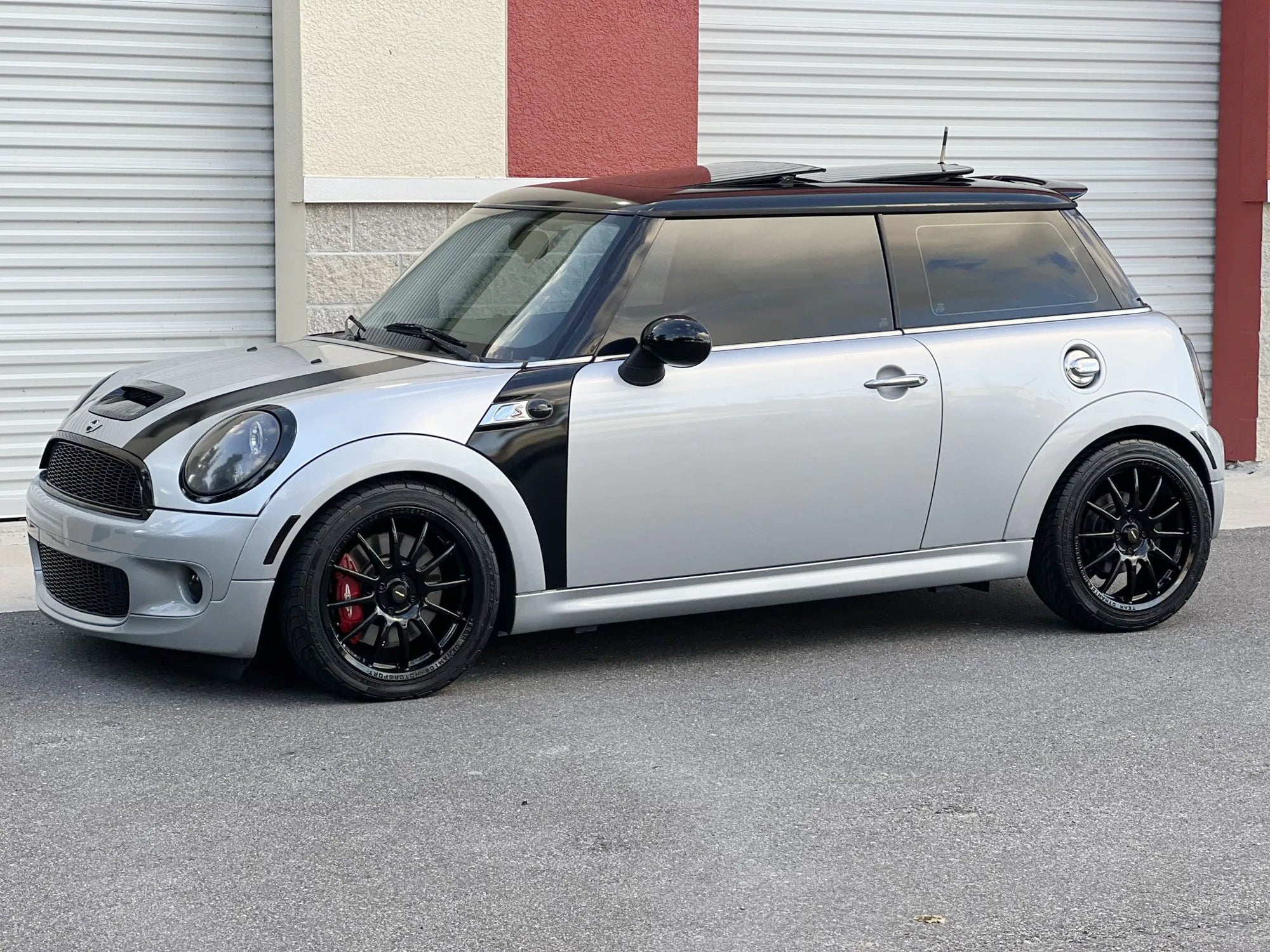 4pc Set Smoked Lens Wheel Arch Side Marker Lamps for 2007-2013 Gen2 MINI Cooper | Enhanced Visibility & Style Upgrade | Perfect for Night Driving & Custom Car Modifications