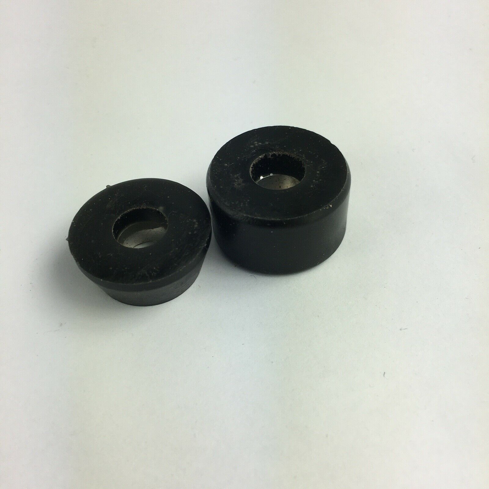 Grind King Classic Style Skateboard Bushings - Black Medium 95a Duro for Smooth Turns & Tricks | Perfect for Street Skating & Park Riding