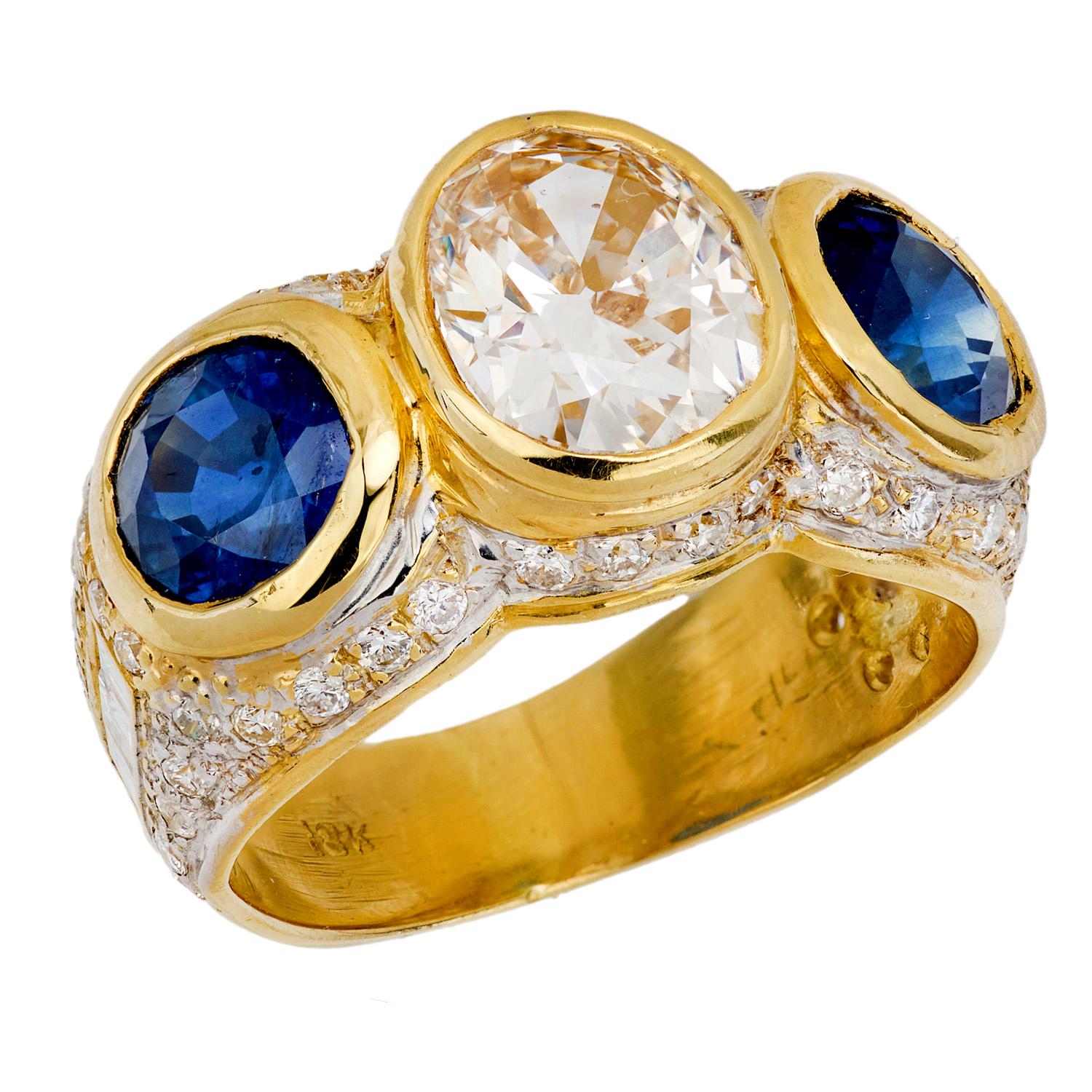 Vintage 18K Gold Diamond & Sapphire Statement Ring for Women - Elegant Cocktail Party Jewelry & Luxury Gift for Her
