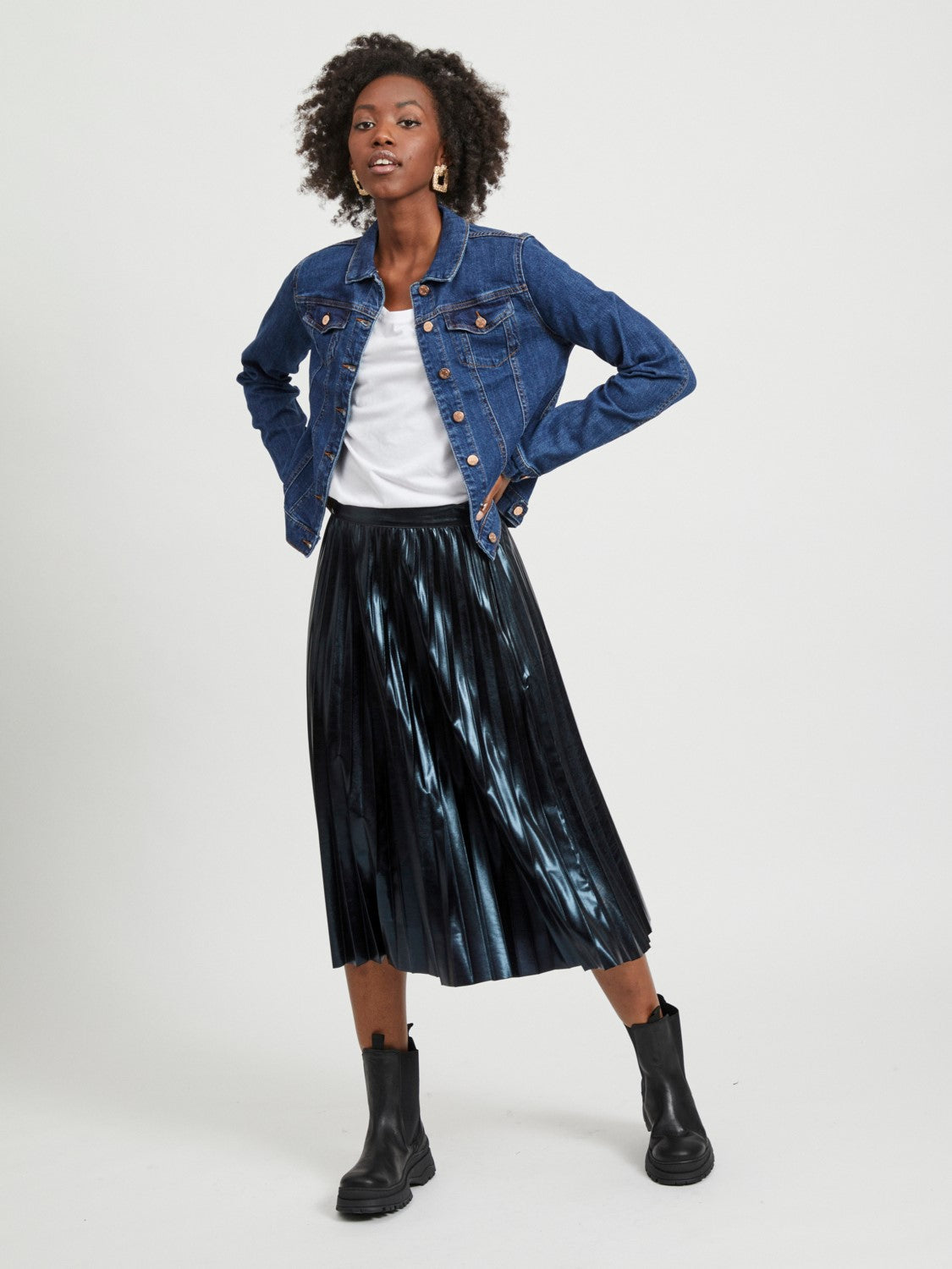 Bellamy Denim Jacket for Women - Dark Wash Distressed Vintage Style Jean Jacket - Perfect for Casual Outfits, Layering & Fall Fashion
