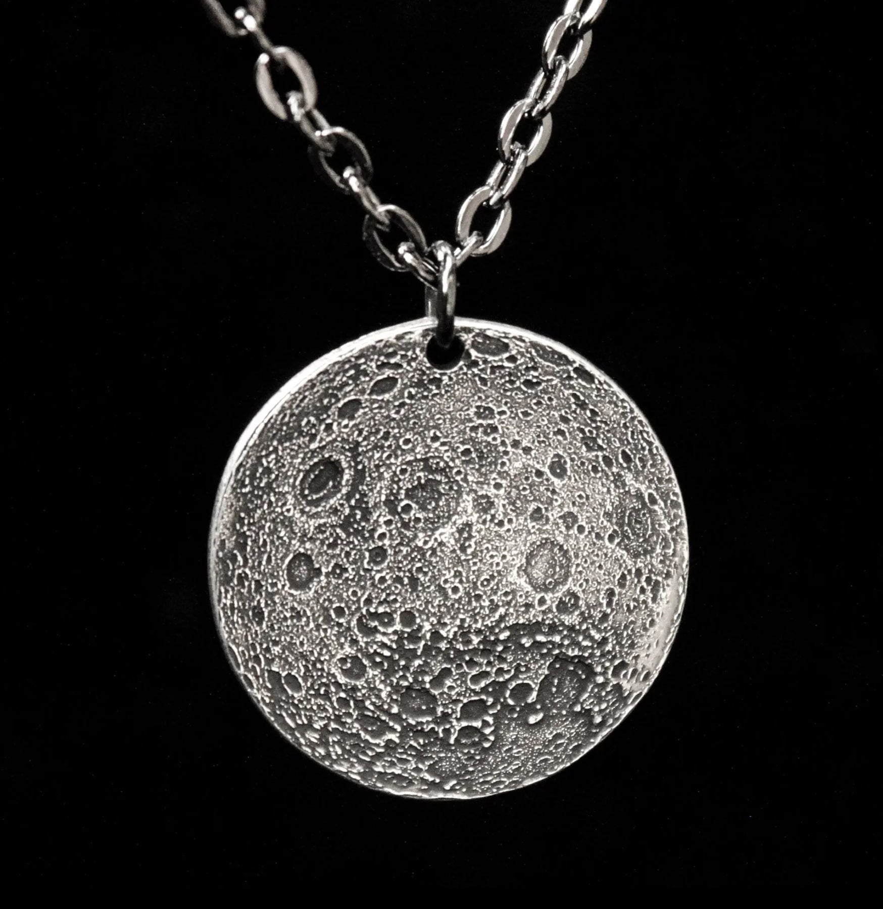 925 Sterling Silver Full Moon Pendant Necklace for Women - Elegant Celestial Jewelry Gift for Birthday, Anniversary & Everyday Wear