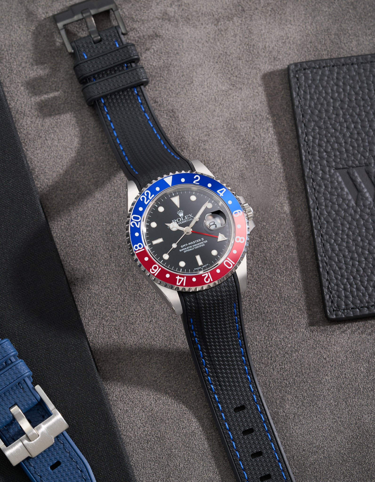 Vertech Premium Rubber Watch Band for Rolex GMT-Master II 16710 Pepsi - Durable Replacement Strap for Diving, Swimming & Outdoor Activities