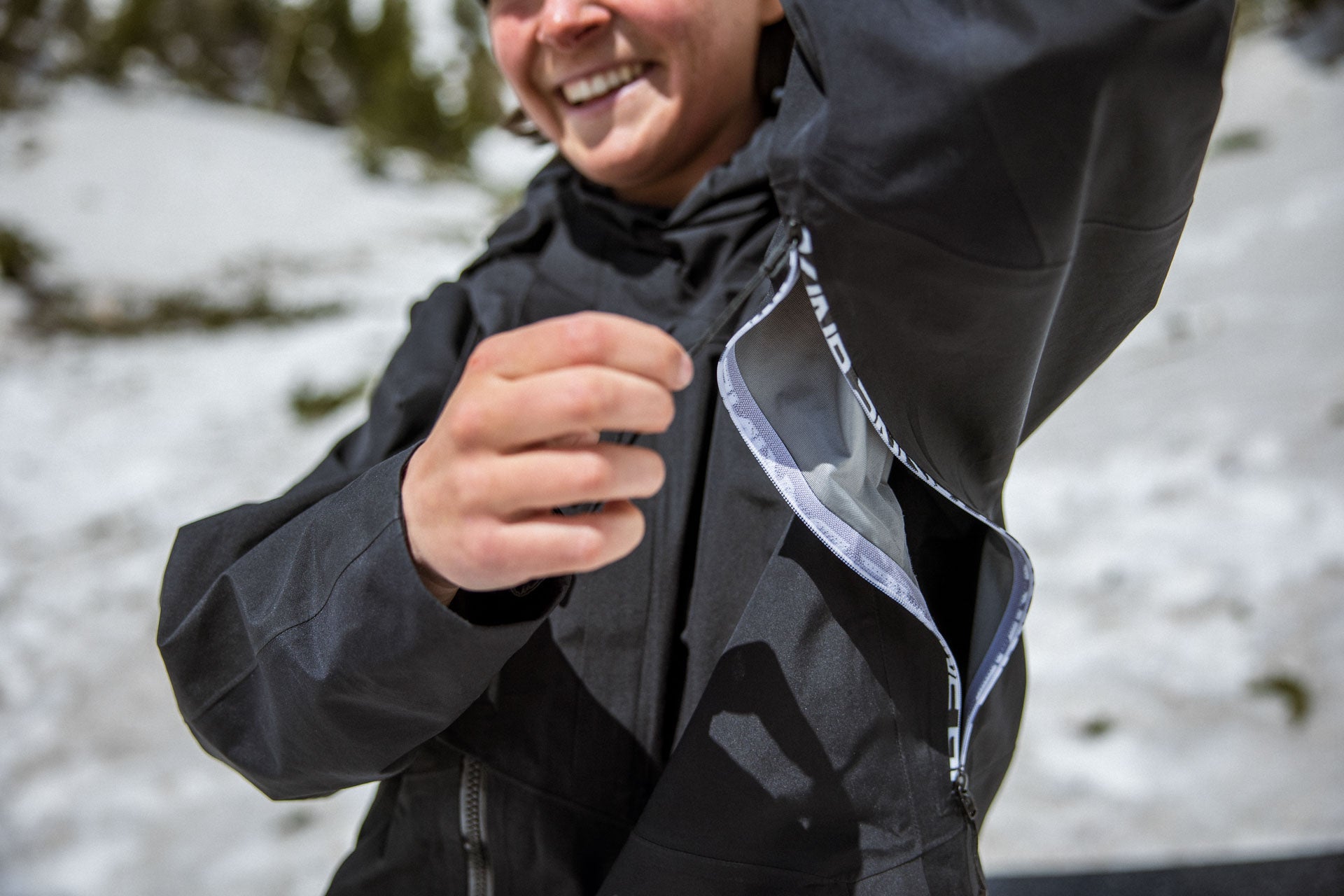 Stoker Gore-Tex 3L Waterproof Jacket for Women - Lightweight Hiking & Outdoor Adventure Gear