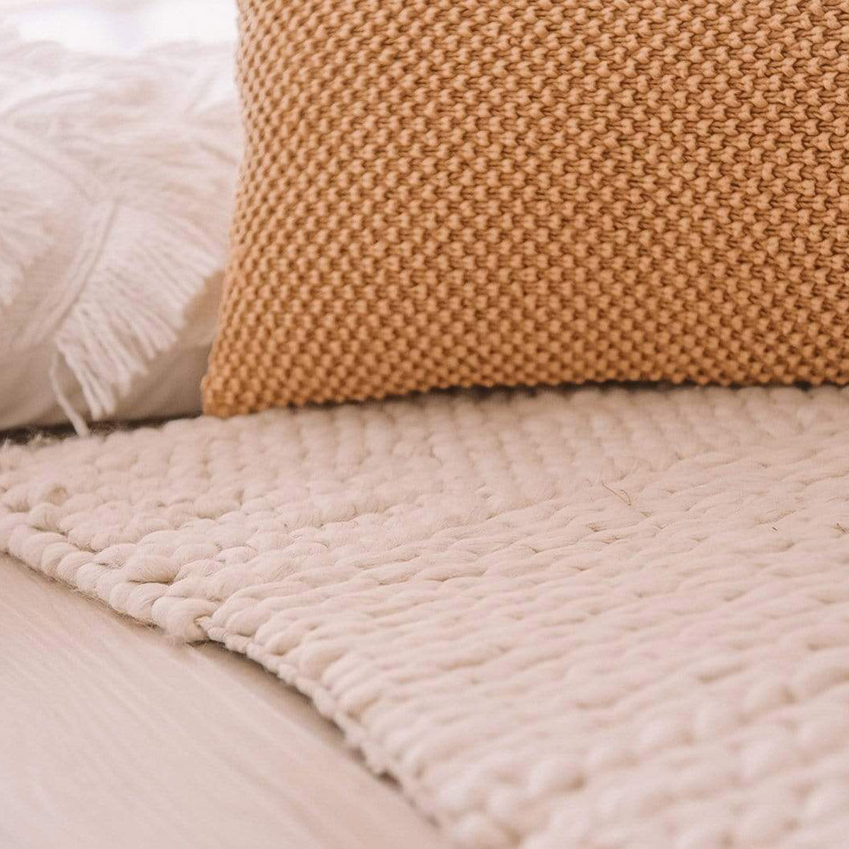 Fleur Braided and Looped Rug - Soft Boho Chic Area Rug for Living Room, Bedroom, Nursery | Non-Slip Durable Floor Mat for Home Decor