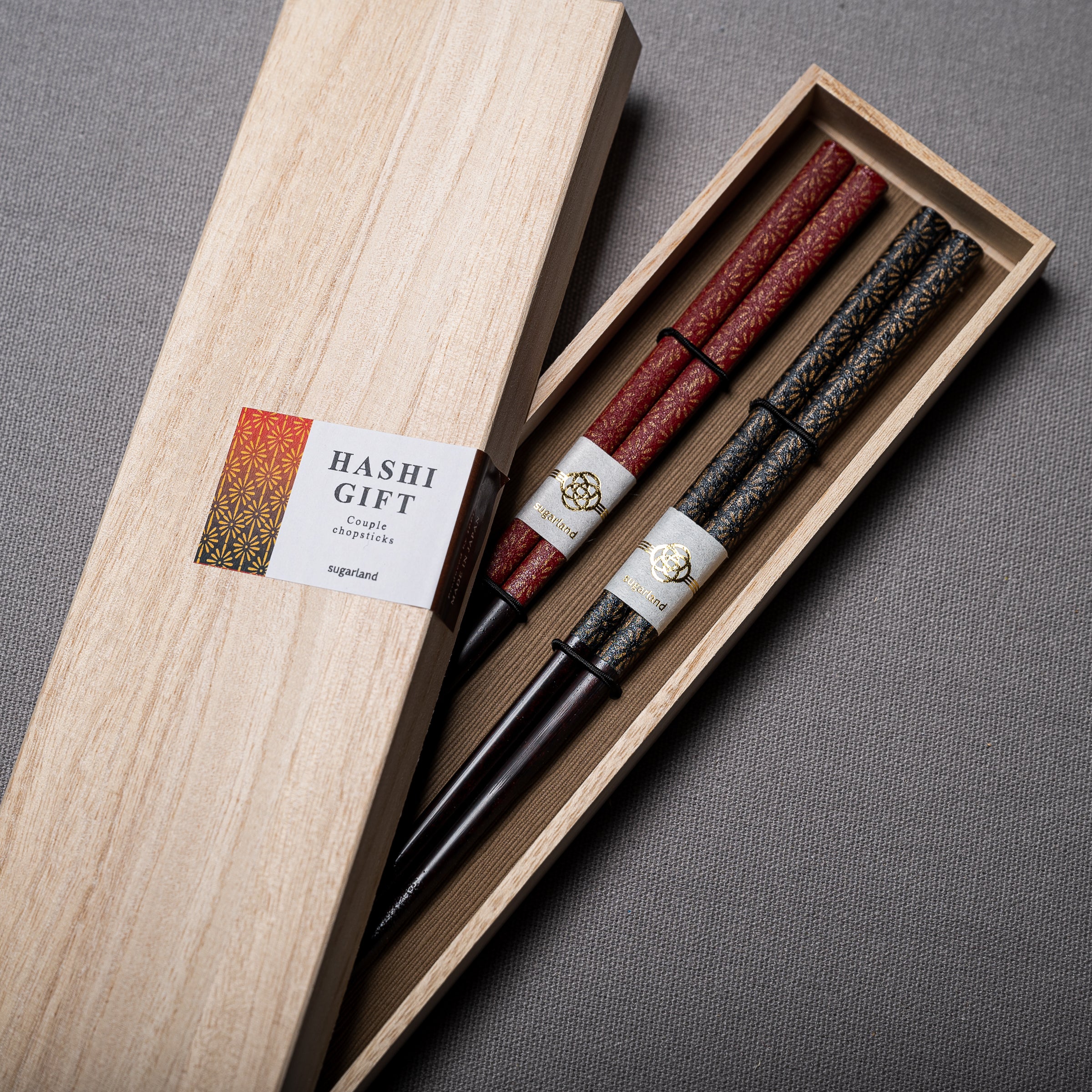 Premium Komon Chopstick Gift Set for Couples - Elegant Japanese Style Bamboo Chopsticks with Gift Box - Perfect for Anniversaries, Weddings & Romantic Dining