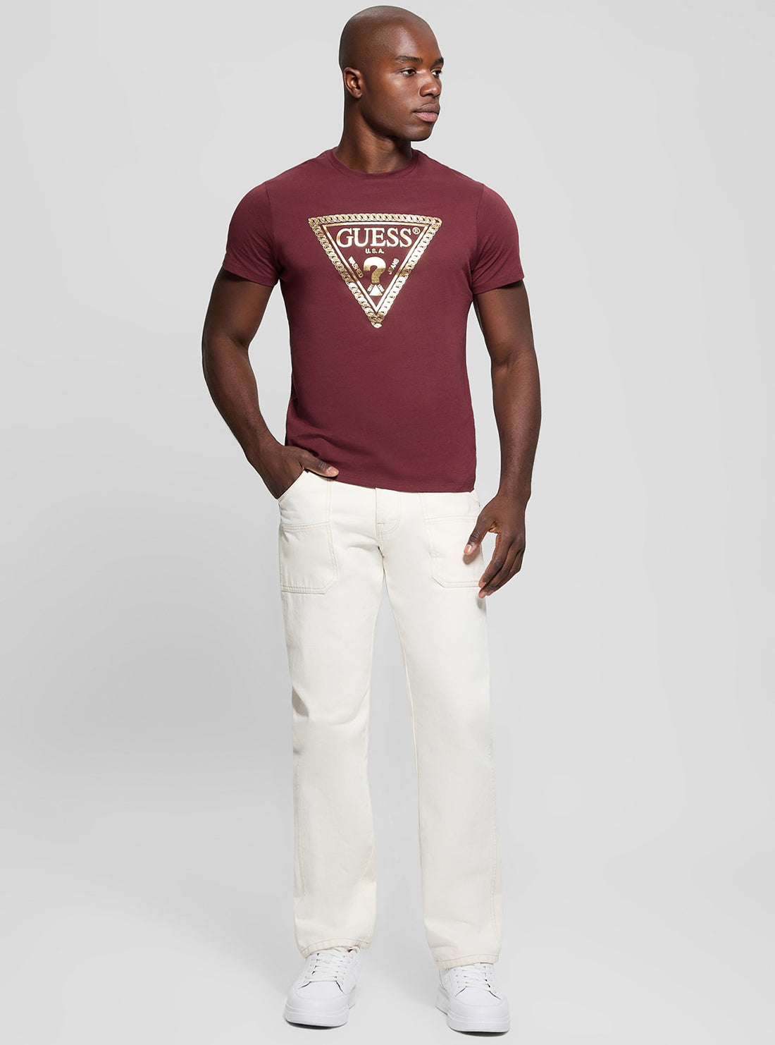 Eco-Friendly Red Logo Chain Graphic T-Shirt for Men & Women - Casual Wear, Street Style, and Everyday Outfits