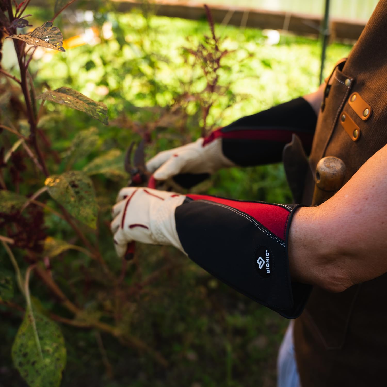 Bionic Women's Rose Pruning Gardening Gloves - Thorn Proof, Durable & Comfortable for Gardening, Landscaping & Outdoor Work - Perfect for Rose Care, Flower Planting & Yard Maintenance
