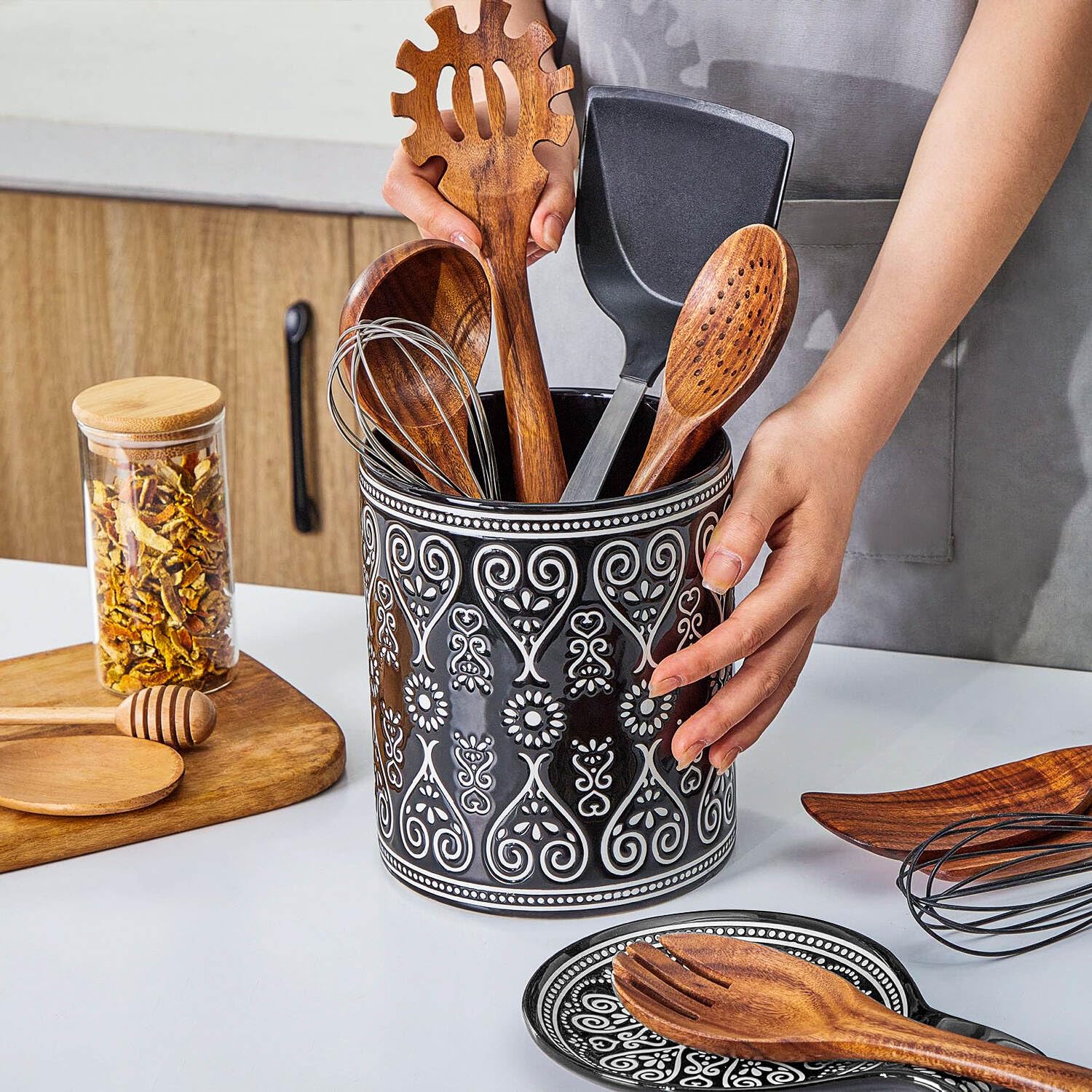 Extra Large Black Heavy Ceramic Utensil Holder – 7