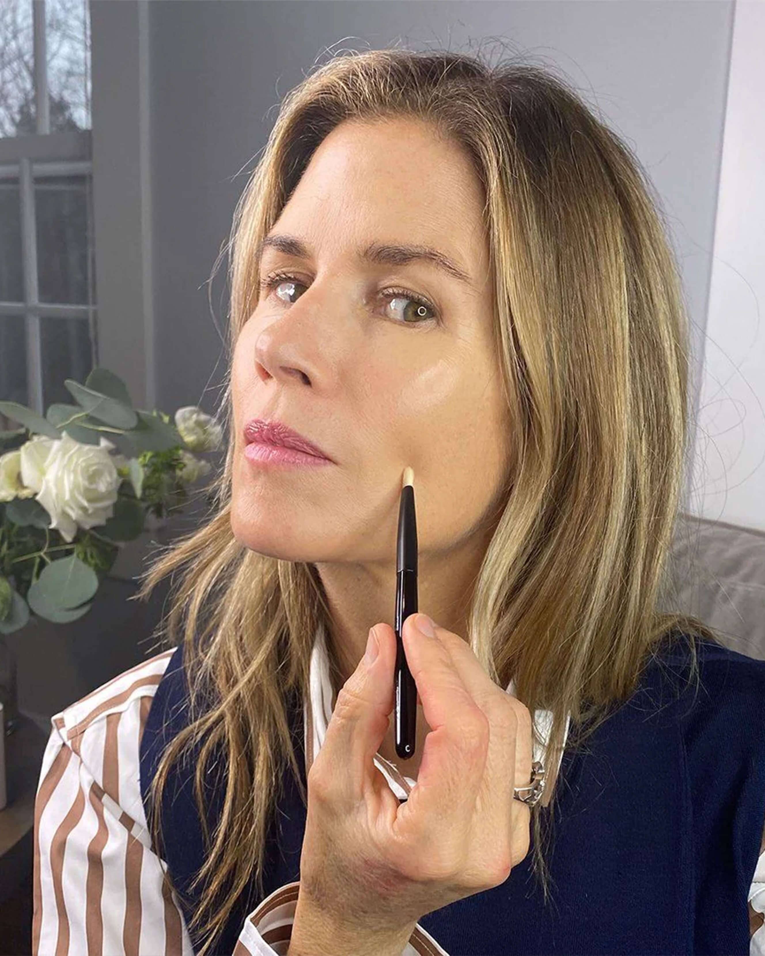 Spot Check Brush - Professional Makeup Brush for Blending & Contouring | Perfect for Foundation, Concealer & Powder Application