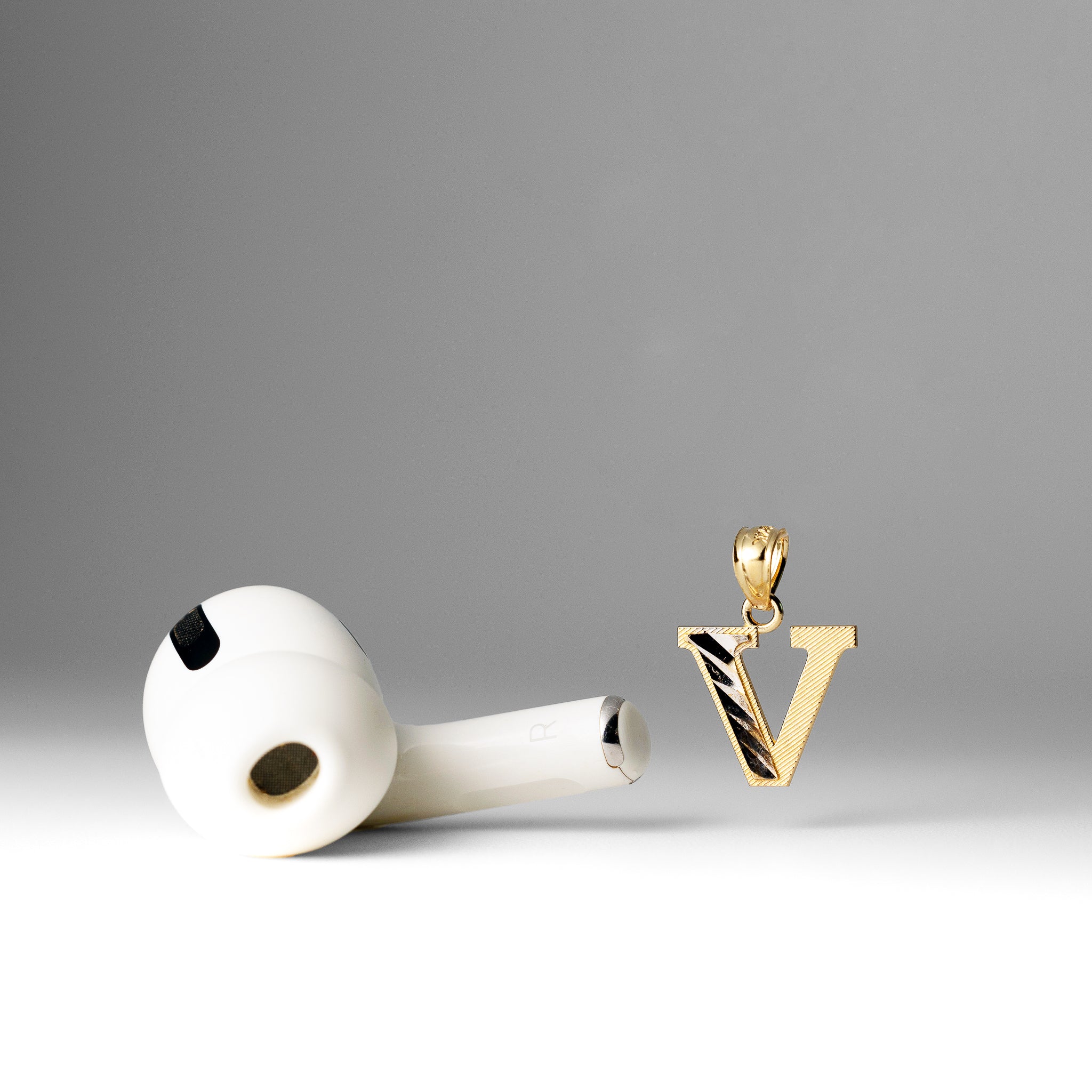 Gold Block Letter V Pendant Necklace - A to Z Alphabet Jewelry for Women | Perfect for Gifts, Birthdays & Personalized Style