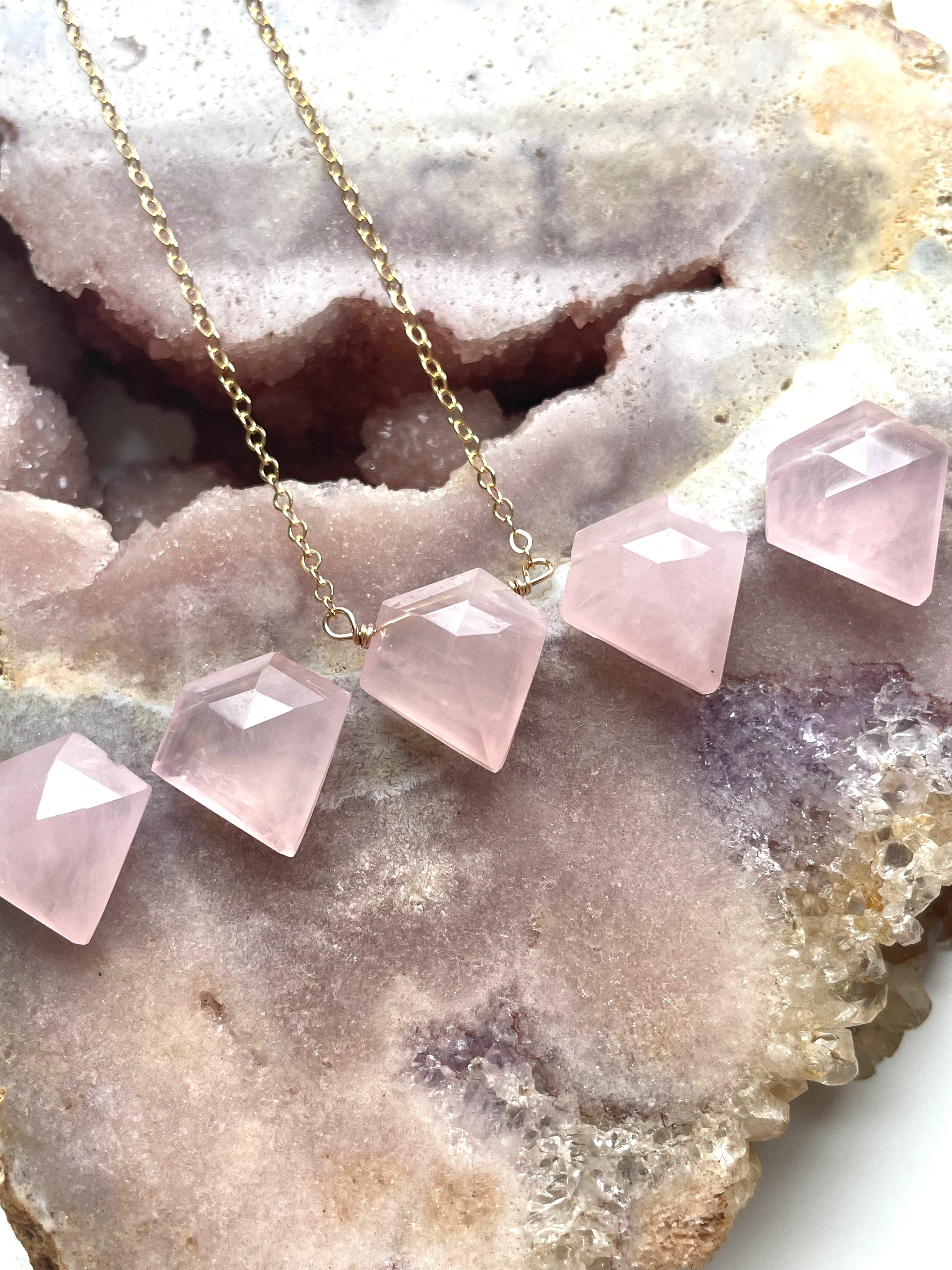 Rose Quartz Crystal Necklace for Healing & Love - Silver or Gold Filled Pendant for Women - Perfect for Meditation, Energy Healing & Spiritual Gifts