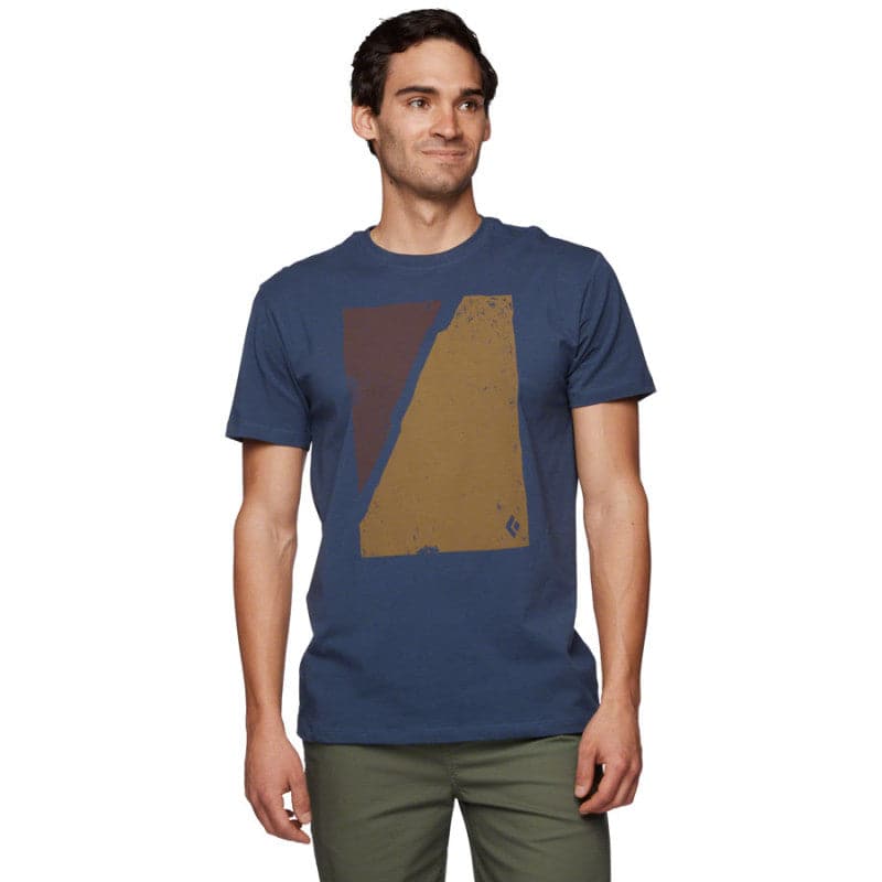 Black Diamond Block Print Mountain Graphic T-Shirt for Men - Casual Outdoor Hiking & Adventure Wear