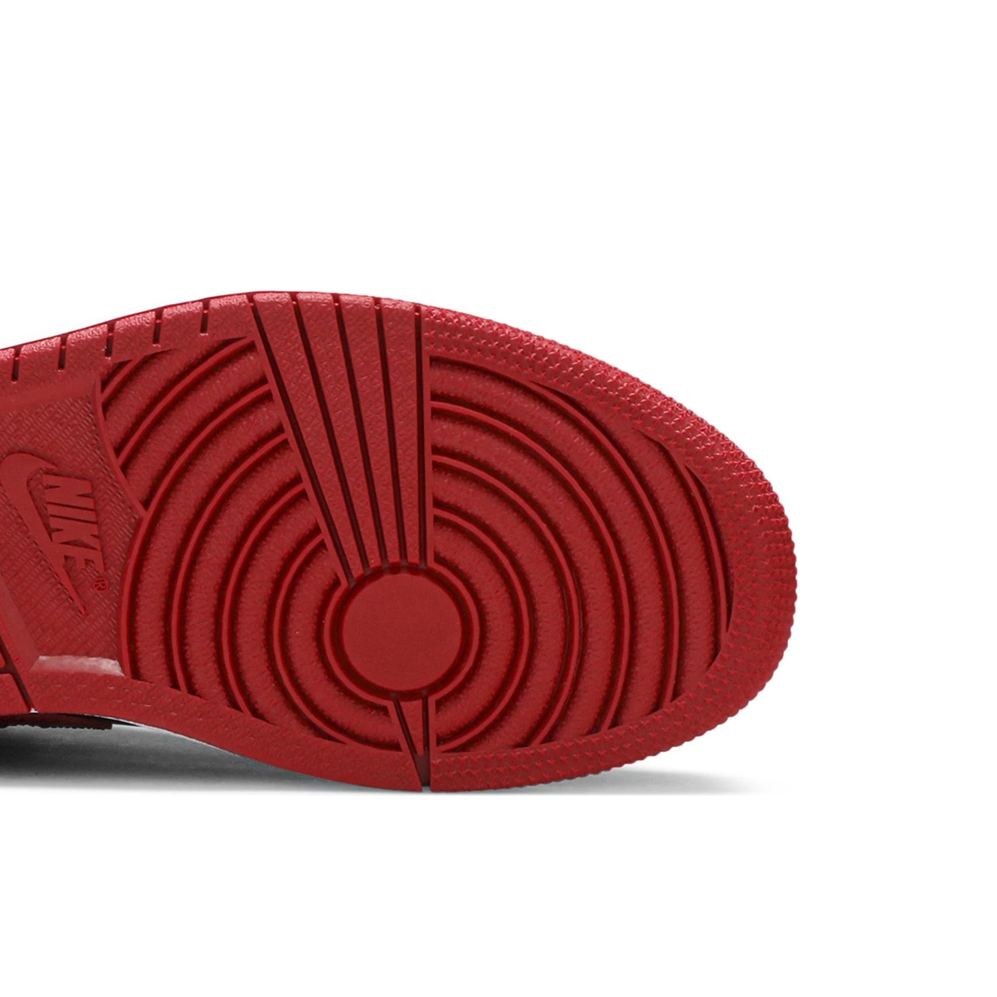 Air Jordan 1 Low 'Reverse Bred' Sneakers - Men's Basketball Shoes for Casual Wear & Street Style Fashion
