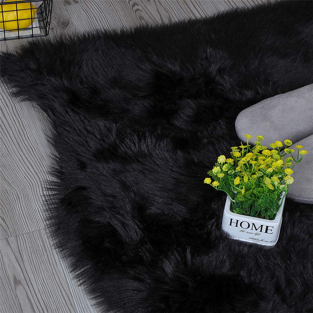 Luxury Soft Faux Fur Rug - White Sheepskin Chair Cover & Shaggy Area Rug for Bedroom, Living Room, Sofa - Non-Slip Floor Mat (Black, 2x3 Feet) - Perfect for Cozy Home Decor, Pet Bed & Nursery Flooring