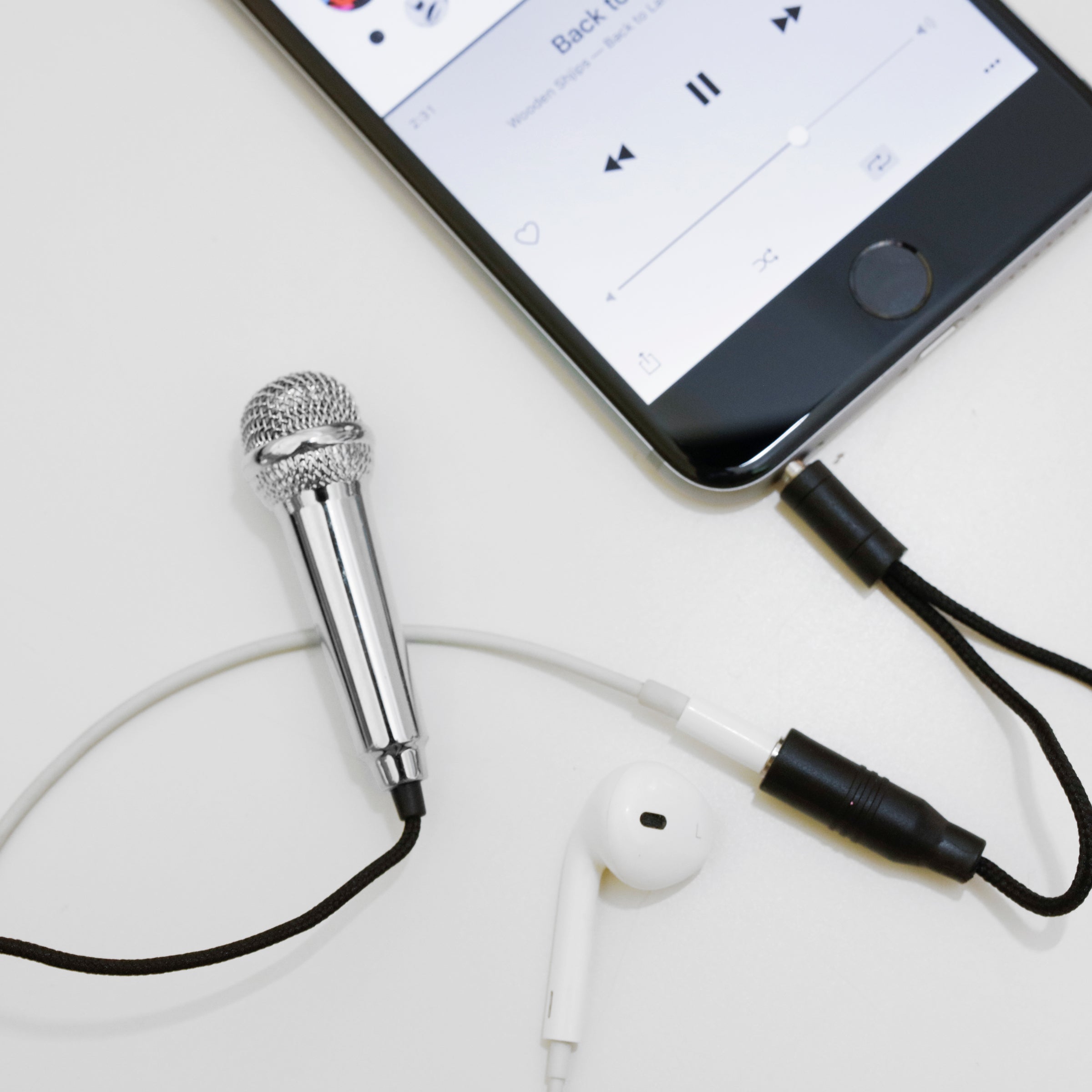 Portable Mini Karaoke Microphone - Wireless Bluetooth Singing Mic with HD Sound for Kids & Adults - Perfect for Home Parties, Travel & Gifts