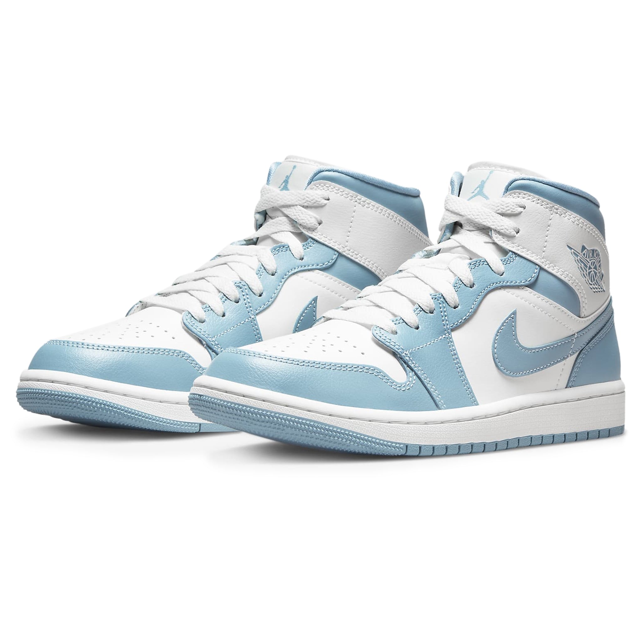 Air Jordan 1 Mid UNC Women's Basketball Shoes 2022 Edition - Perfect for Casual Wear, Street Fashion & Sneaker Collection