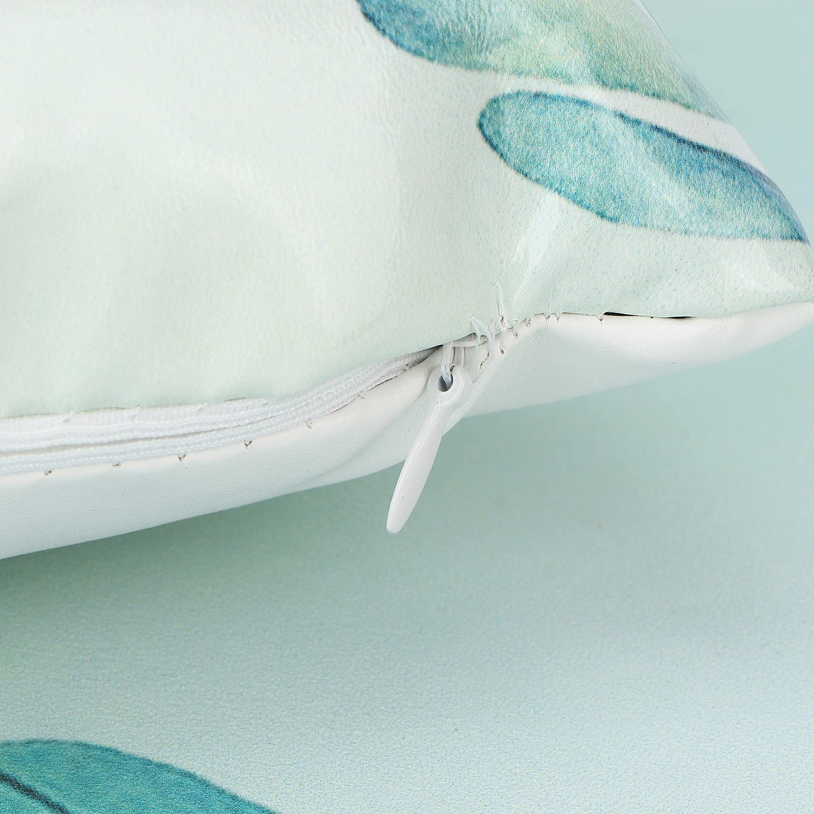 PU Leather Nail Art Hand Pillow - Detachable & Comfortable for Salon & Home Use
