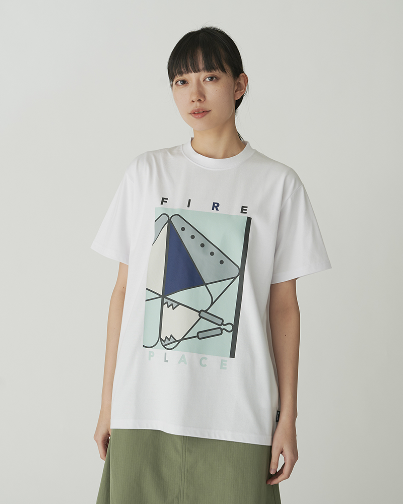 Fireplace T-Shirt - Cozy & Stylish Graphic Tee for Men & Women - Perfect for Casual Wear, Gifts & Fireplace Lovers
