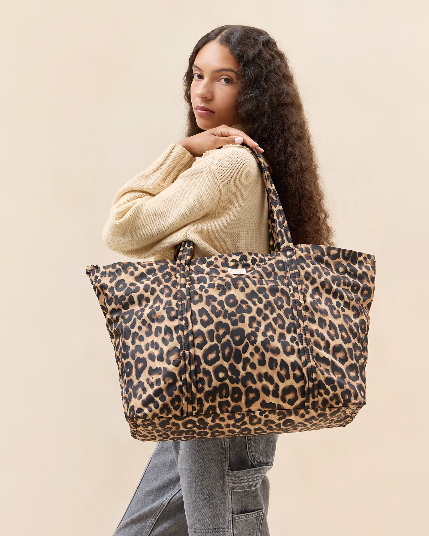 Stylish Dina Leopard Print Travel Tote Bag for Women - Spacious Carry-On Handbag for Work, Gym & Weekend Getaways